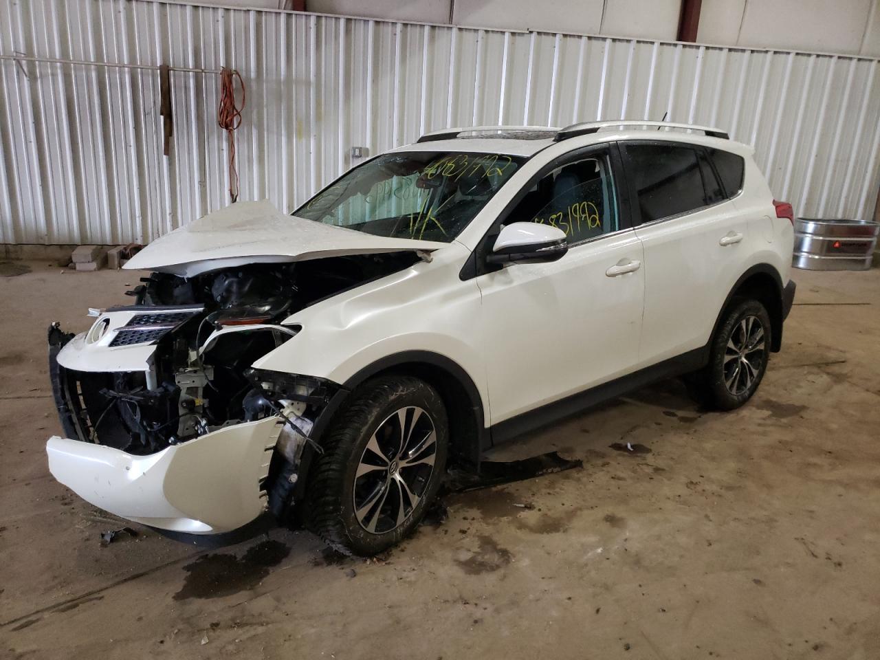 Photo 2 from auction – 2015 TOYOTA RAV4 LIMIT with VIN 2T3DFREV5FW356358