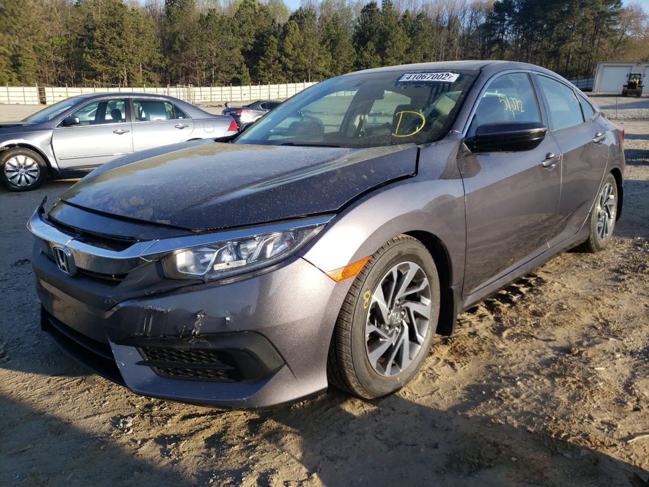 Photo 2 from auction – 2017 HONDA CIVIC EX with VIN 19XFC2F7XHE061392