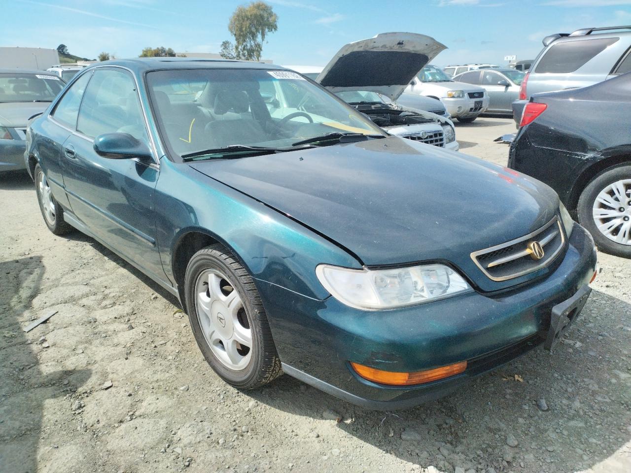 ACURA 2.2CL 1997 with VIN 19UYA1251VL019209 - Photo from auction