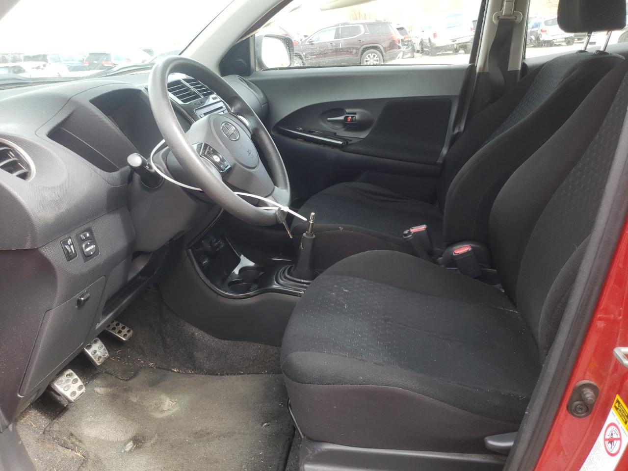 Photo 5 from auction – 2008 TOYOTA SCION XD with VIN JTKKU104X8J023161