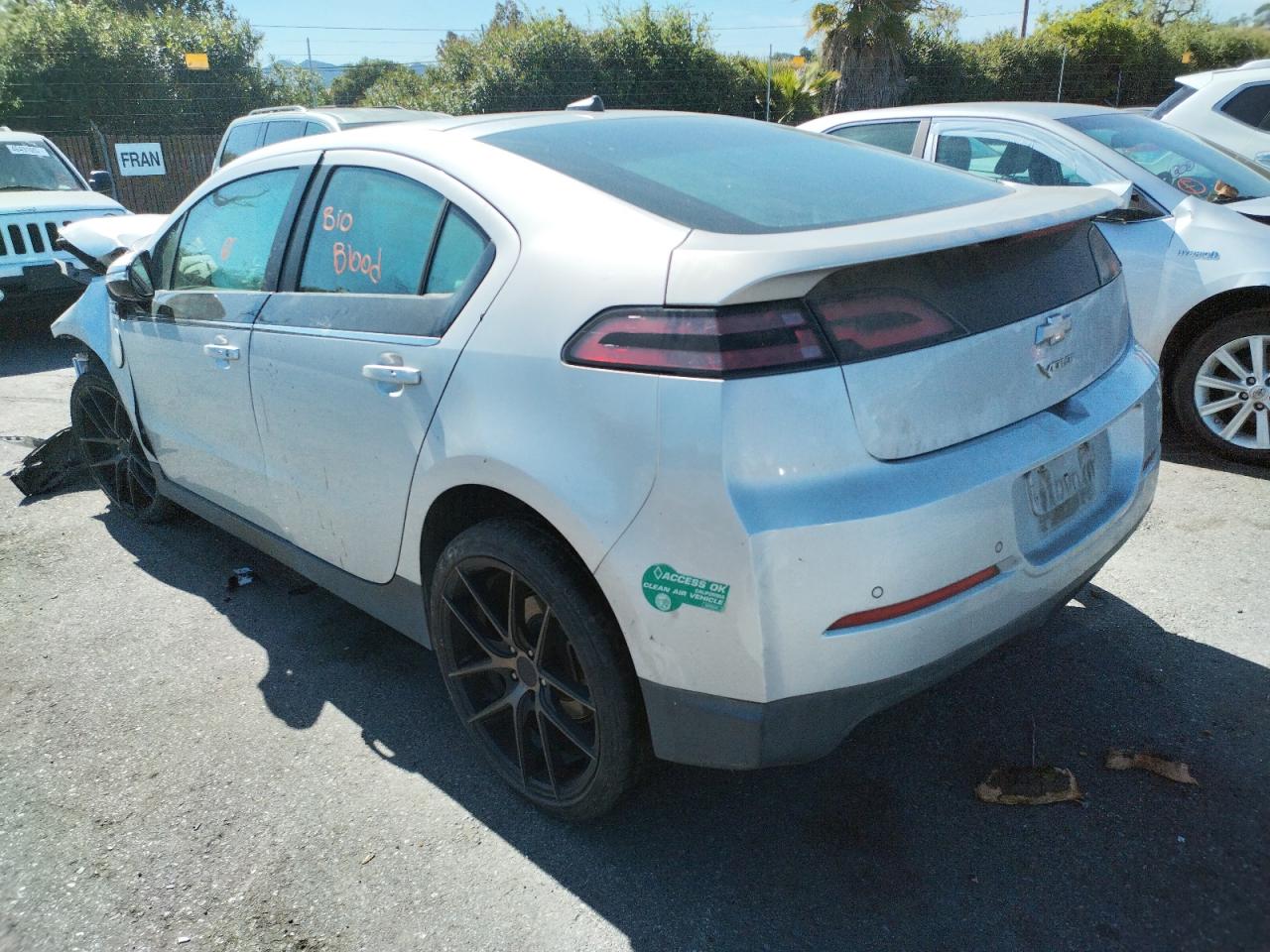 Photo 3 from auction – 2013 CHEVROLET VOLT with VIN 1G1RH6E43DU143675