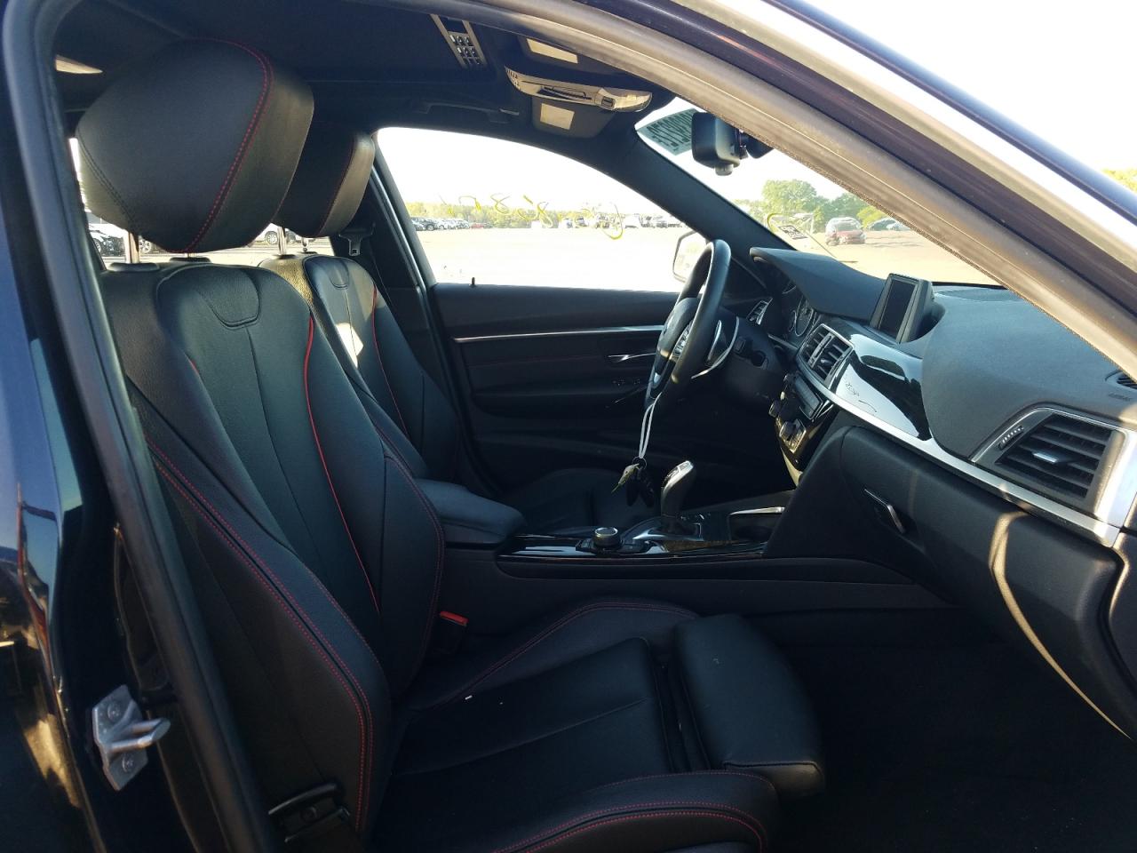 Photo 5 from auction – 2017 BMW 330 I with VIN WBA8B9G50HNU48981