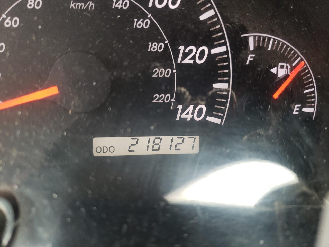 Photo 8 from auction – 2005 TOYOTA CAMRY LE with VIN 4T1BE30K35U516555