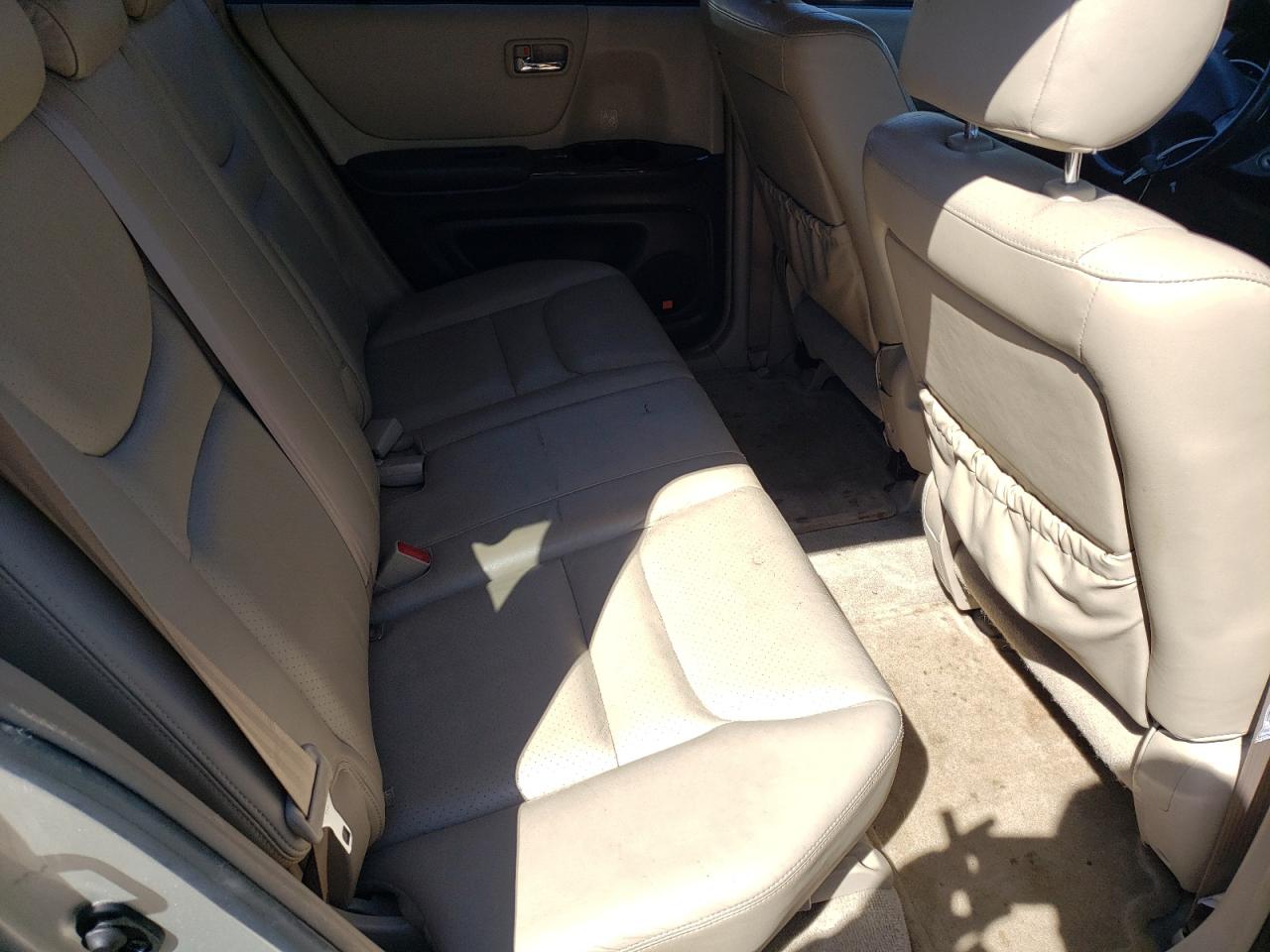 Photo 6 from auction – 2001 TOYOTA HIGHLANDER with VIN JTEHF21A510037384