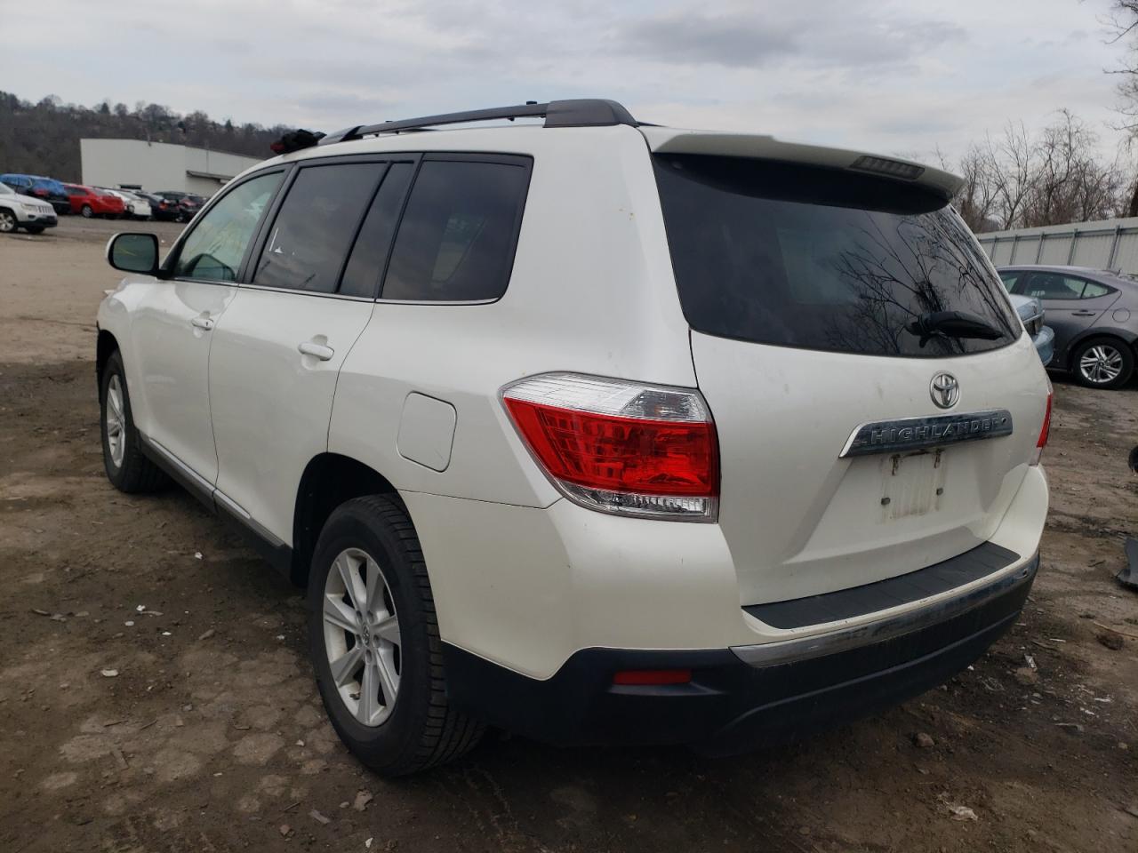 Photo 3 from auction – 2012 TOYOTA HIGHLANDER with VIN 5TDZK3EH8CS077623
