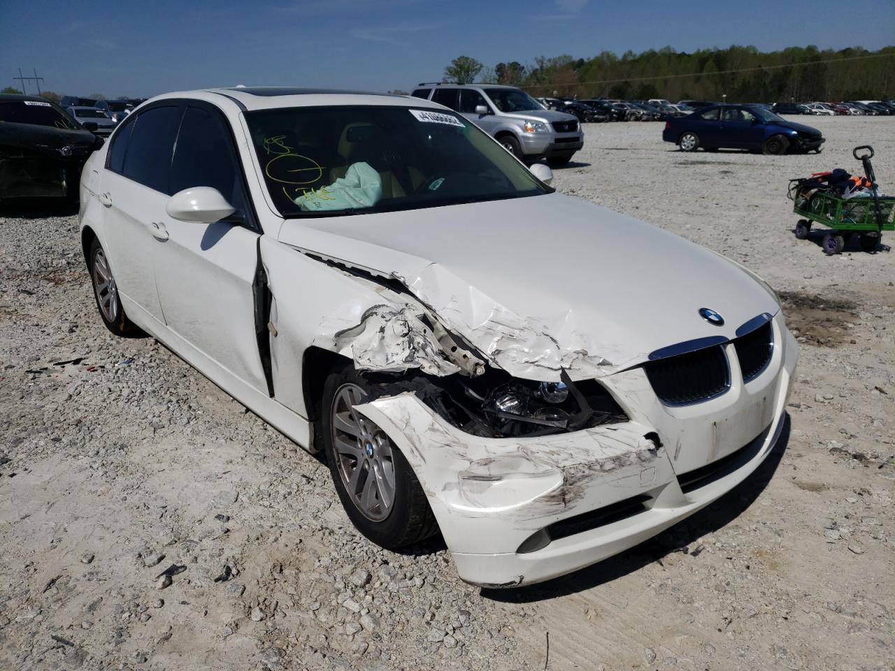 BMW 328 I 2007 with VIN WBAVA37507NL10892 - Photo from auction
