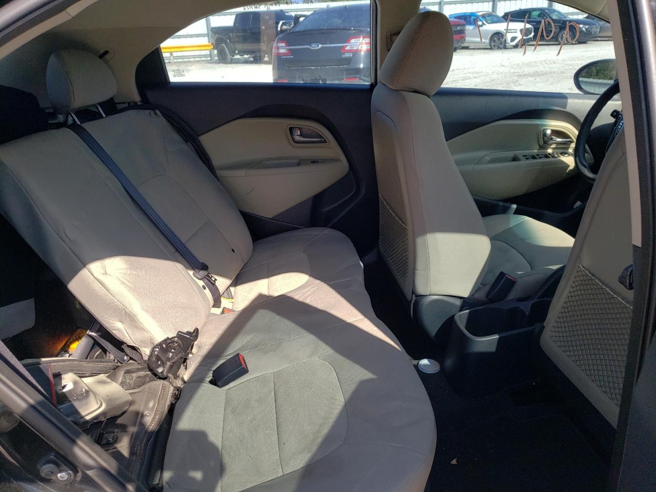 Photo 6 from auction – 2014 KIA RIO LX with VIN KNADM5A39E6405318