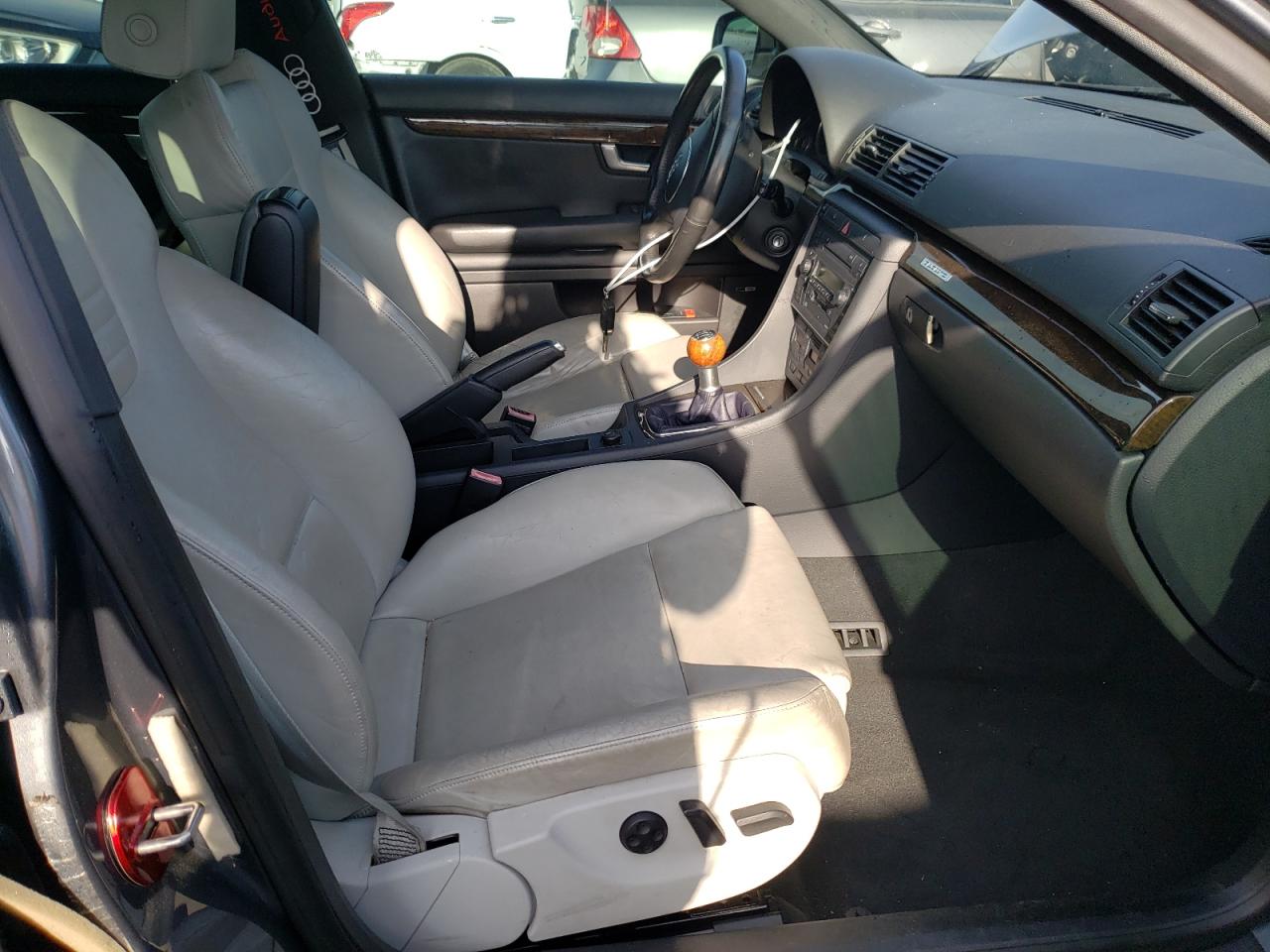 Photo 5 from auction – 2005 AUDI S4 with VIN WAUPL68EX5A046233