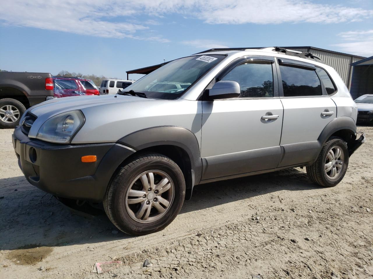 Photo 2 from auction – 2007 HYUNDAI TUCSON SE with VIN KM8JN72D67U667295