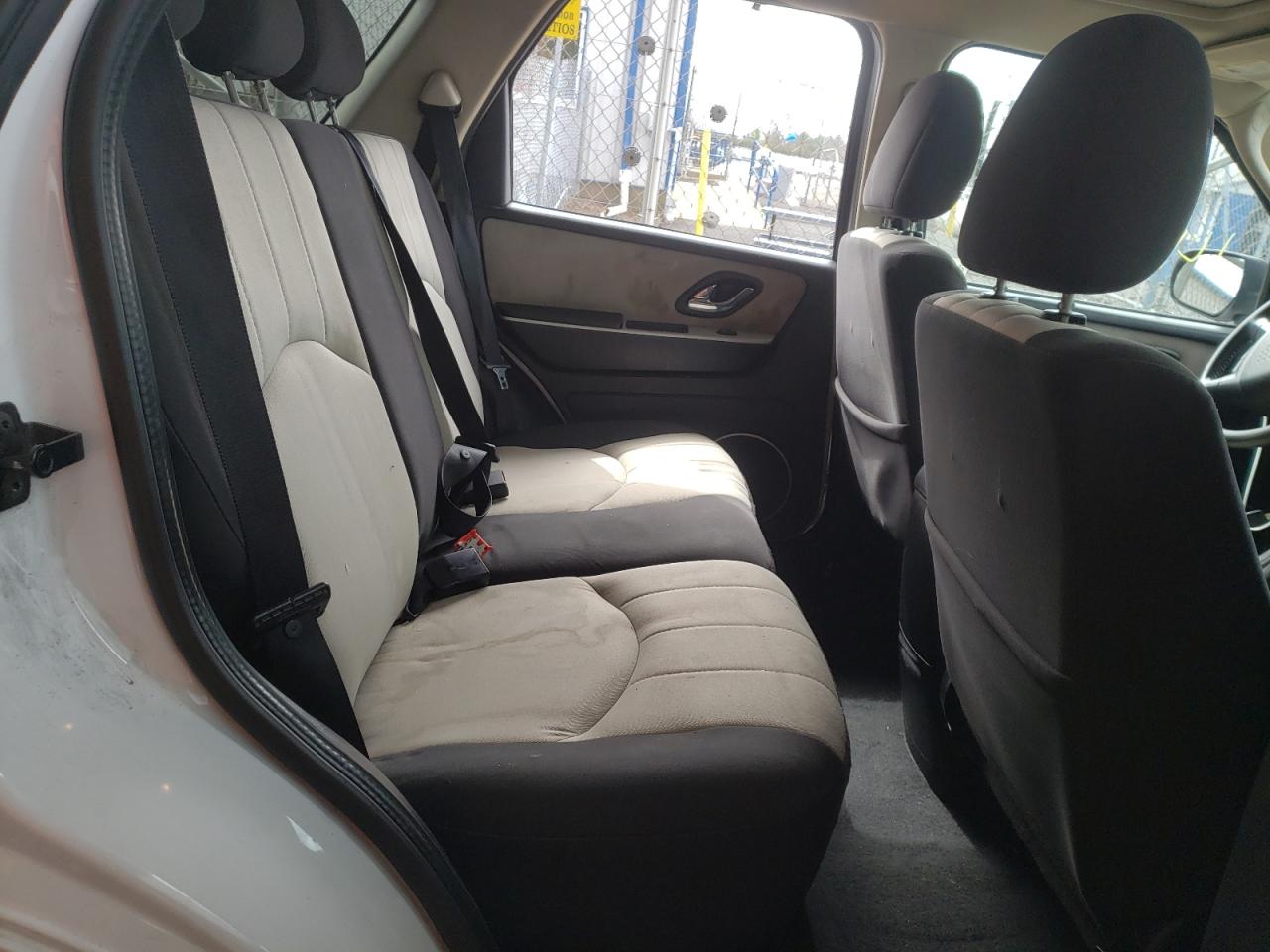 Photo 6 from auction – 2005 MERCURY MARINER with VIN 4M2YU57165DJ05641