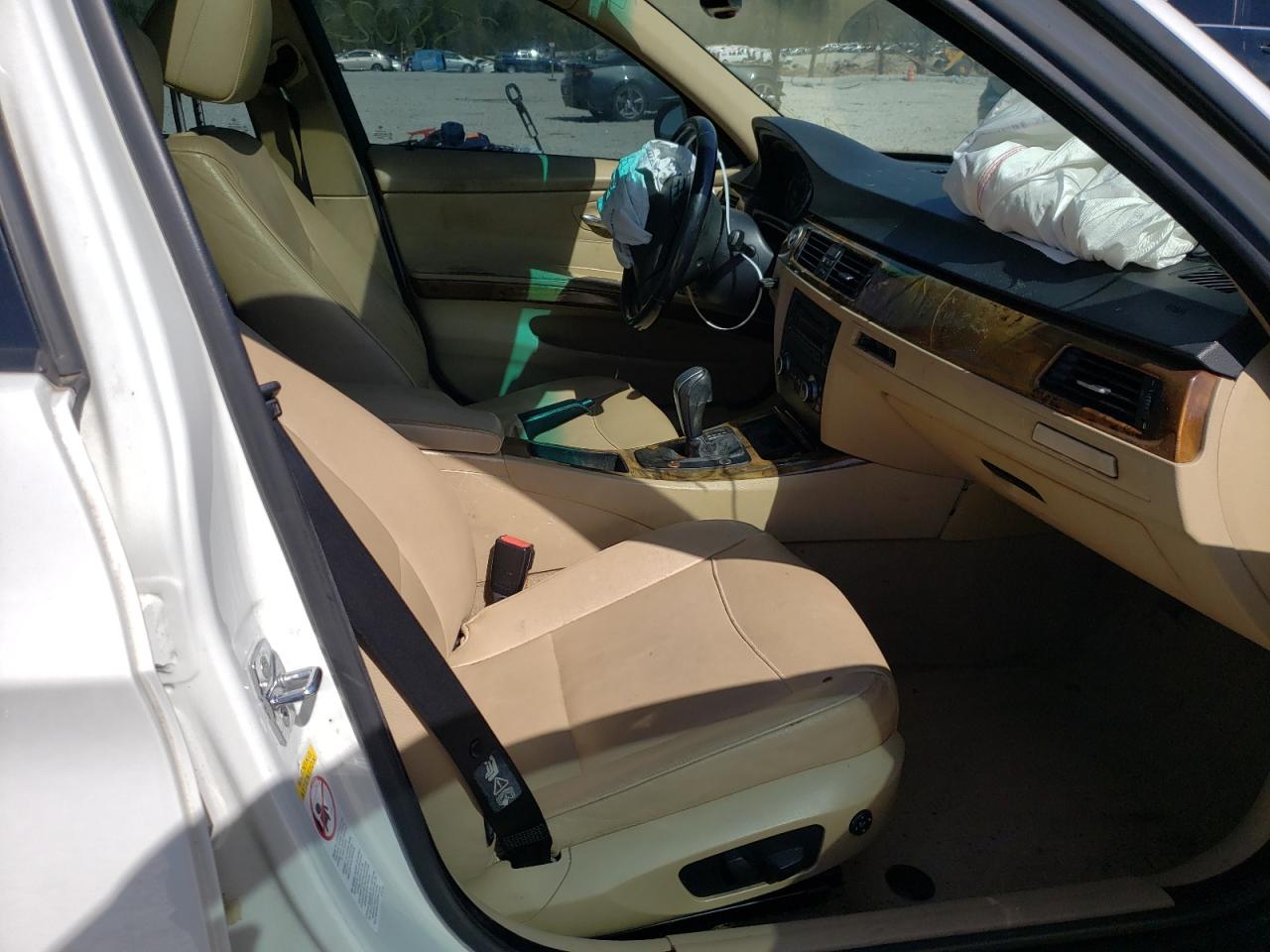 Photo 5 from auction – 2007 BMW 328 I with VIN WBAVA37507NL10892
