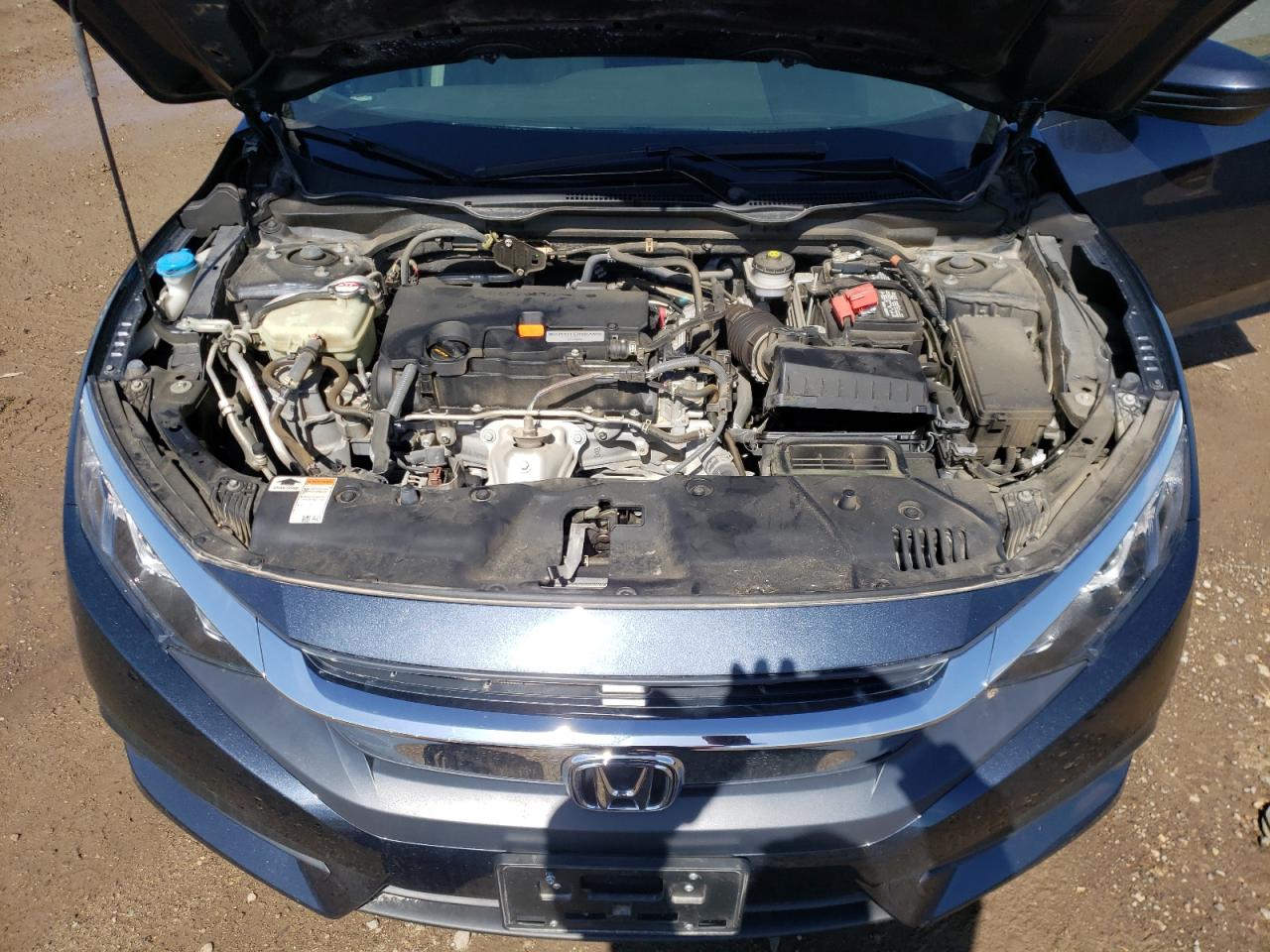 Photo 7 from auction – 2018 HONDA CIVIC EX with VIN 19XFC2F74JE040334