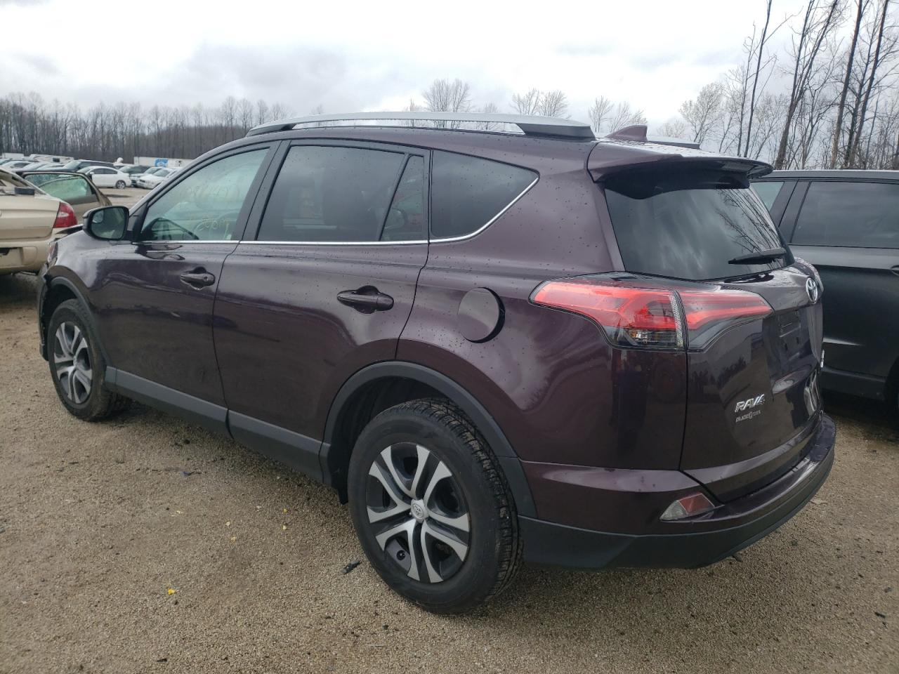 Photo 3 from auction – 2016 TOYOTA RAV4 LE with VIN 2T3BFREVXGW516209