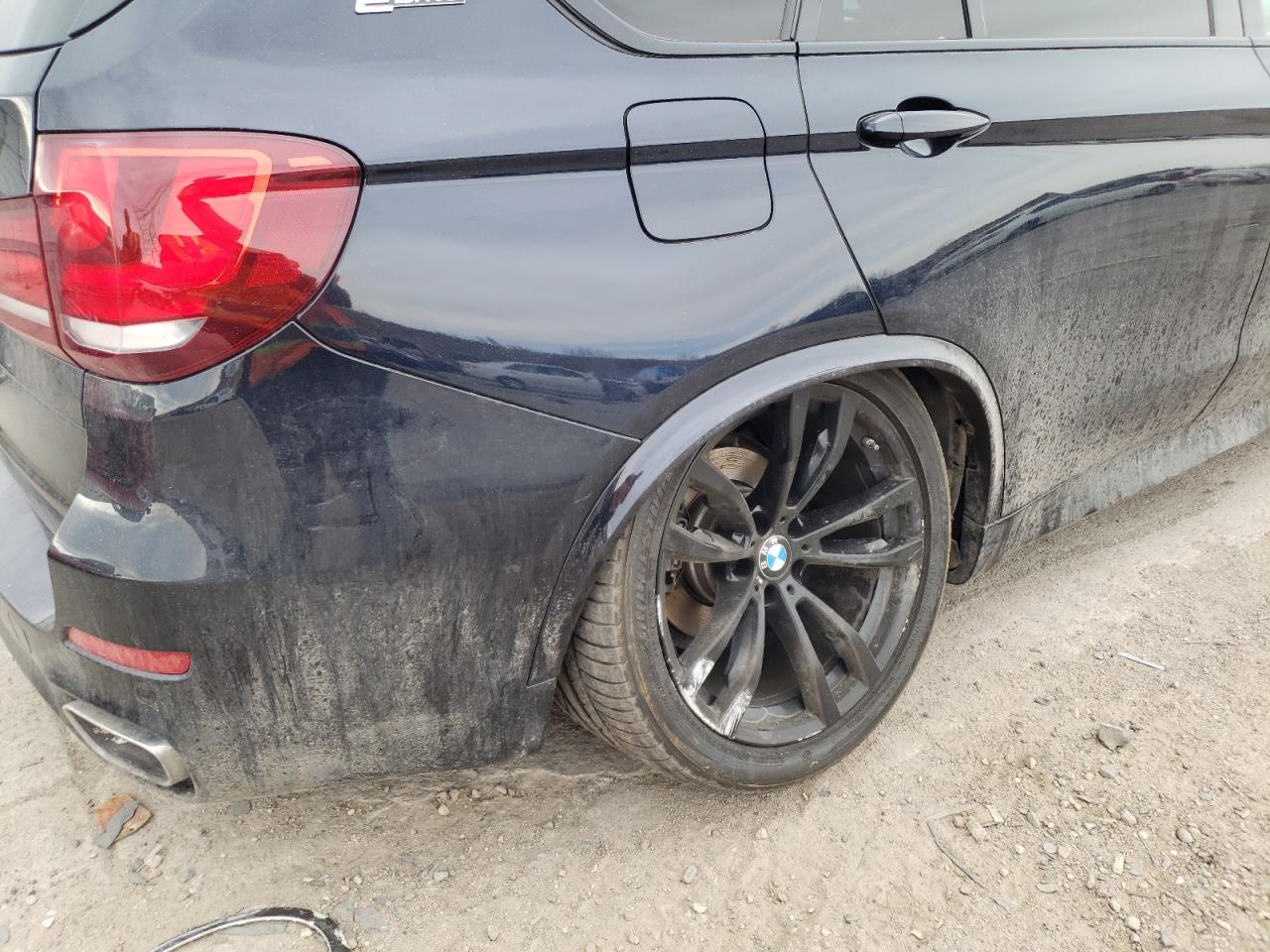 Photo 9 from auction – 2018 BMW X5 XDR40E with VIN 5UXKT0C57J0V99101