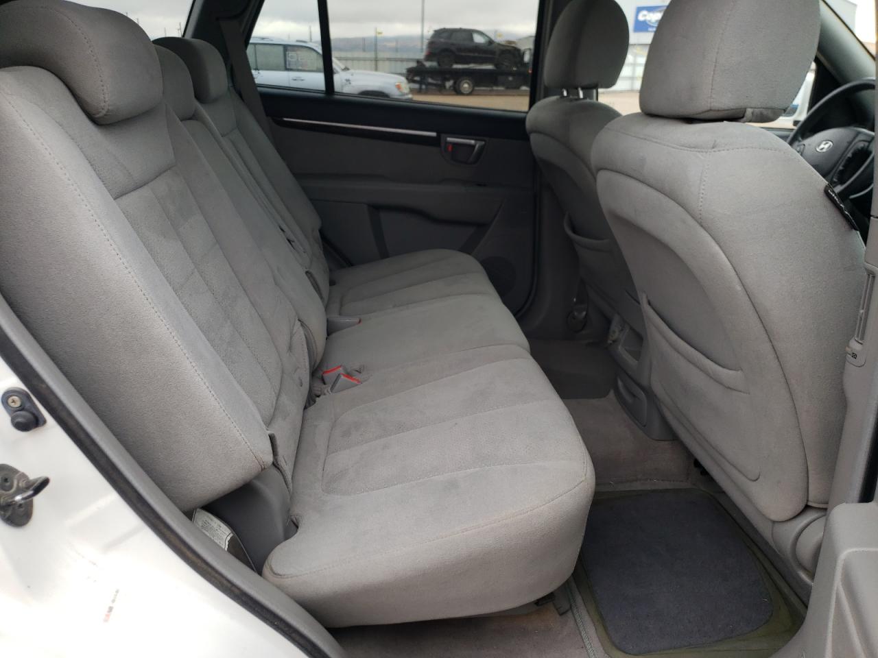 Photo 6 from auction – 2008 HYUNDAI SANTA FE G with VIN 5NMSG73D98H130365