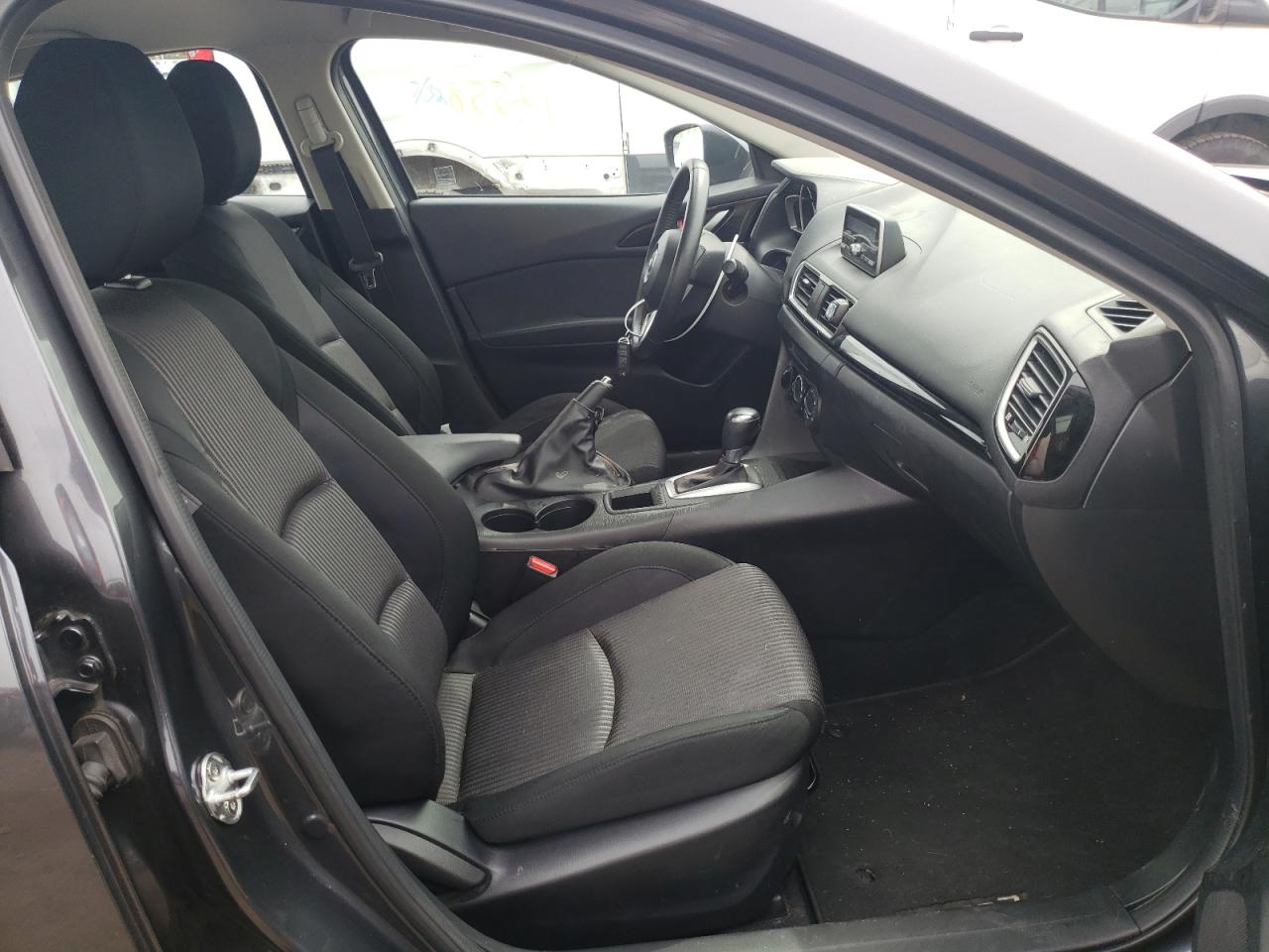 Photo 5 from auction – 2014 MAZDA 3 TOURING with VIN JM1BM1V7XE1117093