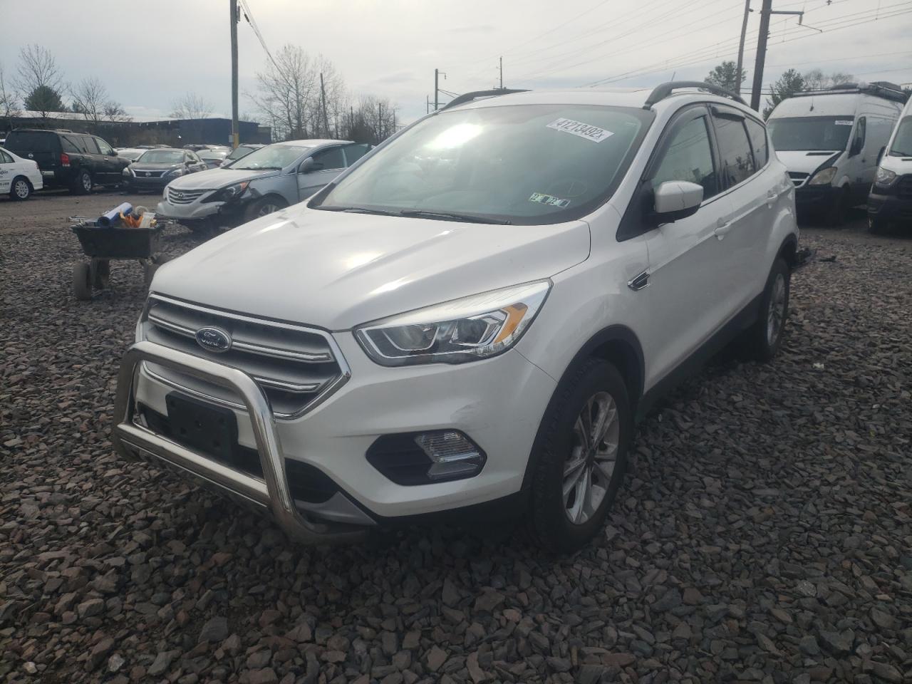 Photo 2 from auction – 2017 FORD ESCAPE SE with VIN 1FMCU9G96HUE83472