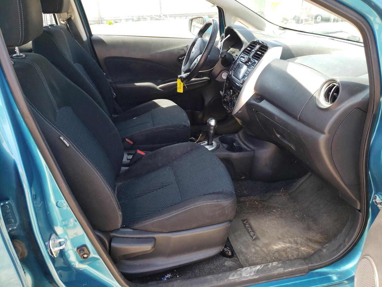 Photo 5 from auction – 2016 NISSAN VERSA NOTE with VIN 3N1CE2CP8GL369255