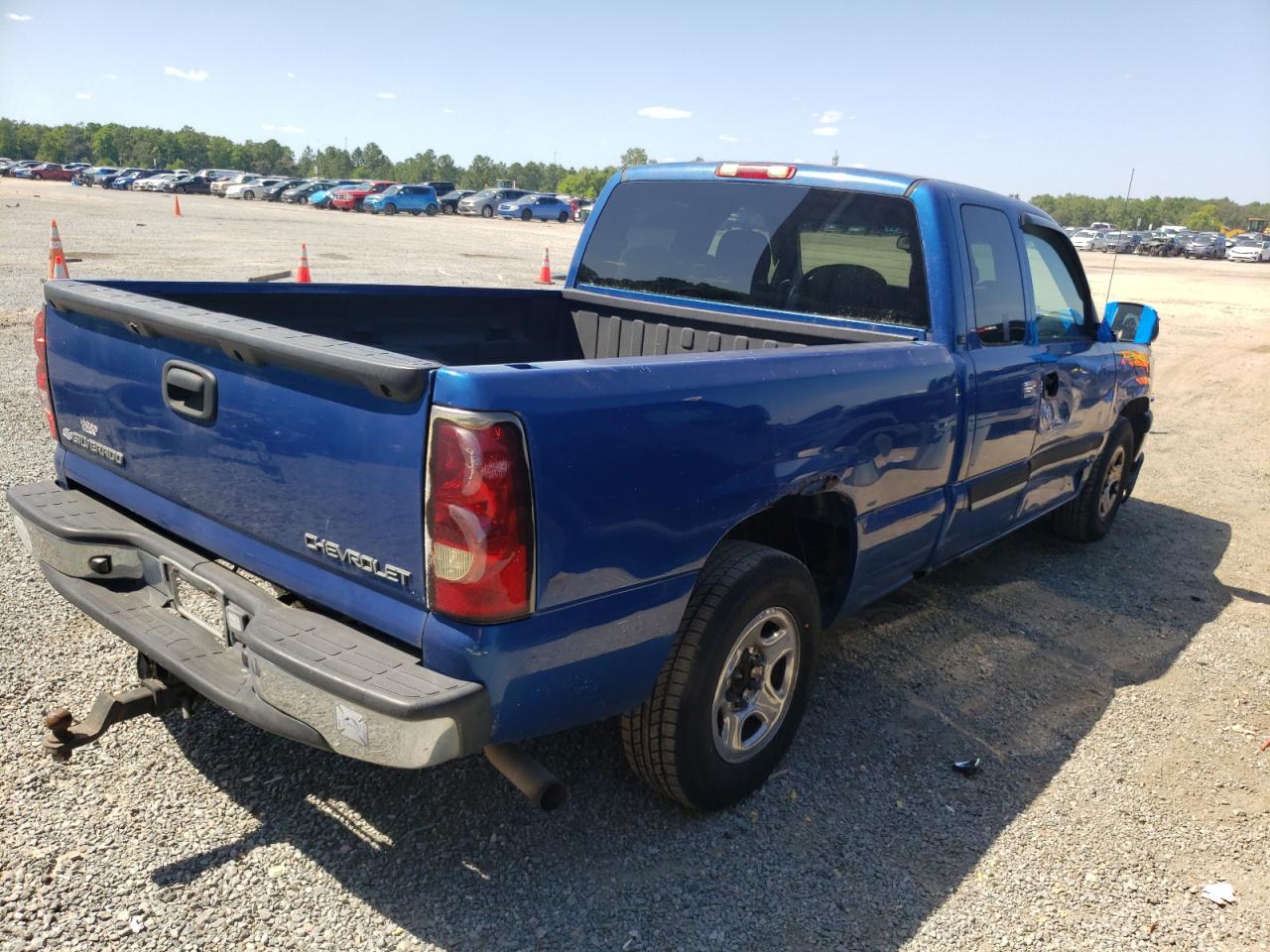 Photo 4 from auction – 2004 CHEVROLET SILVERADO with VIN 2GCEC19T841225289