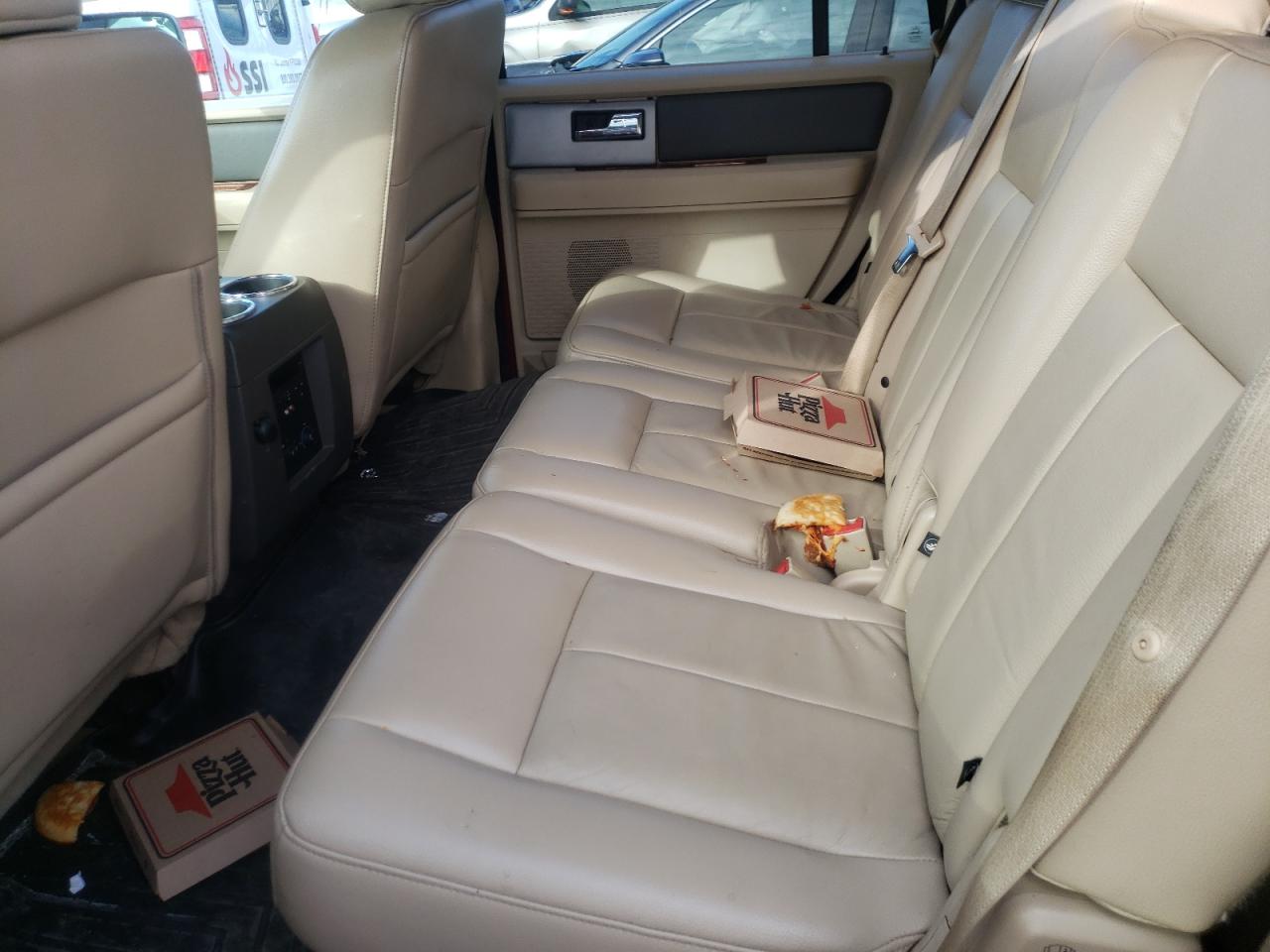 Photo 6 from auction – 2008 FORD EXPEDITION with VIN 1FMFU18568LA04127