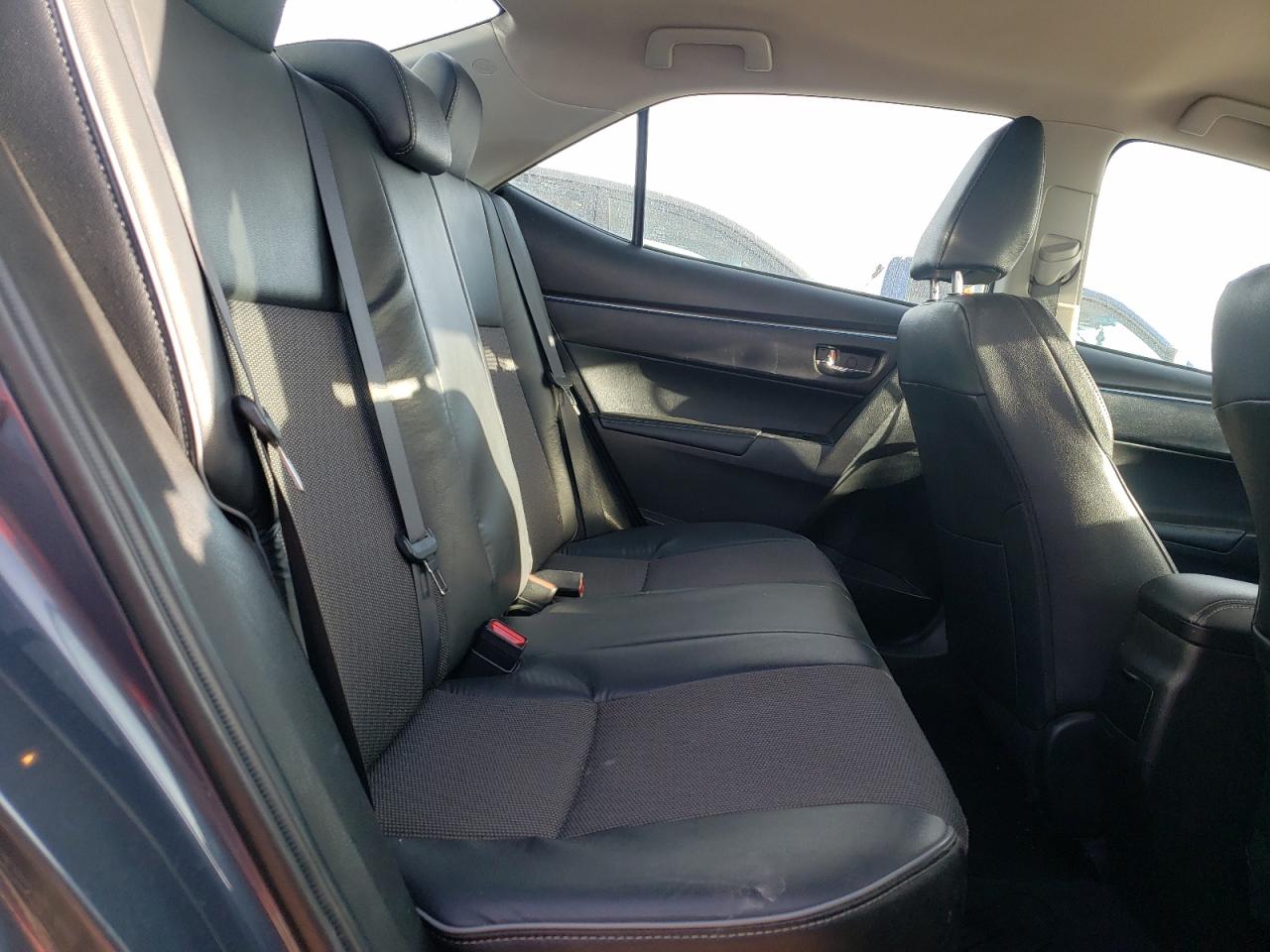 Photo 6 from auction – 2014 TOYOTA COROLLA L with VIN 5YFBURHE1EP054714