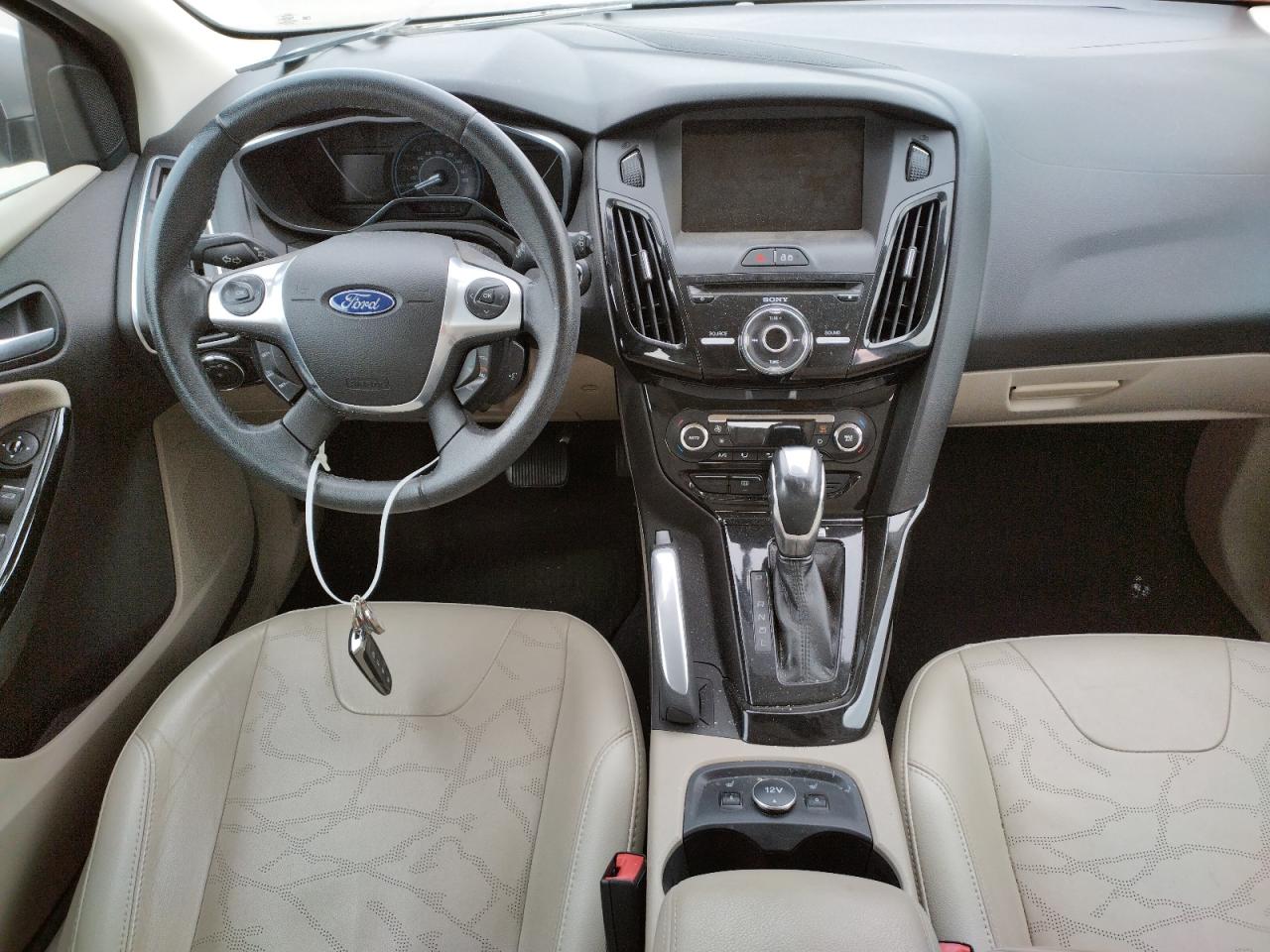 Zdjęcie 9 z aukcji – 2013 FORD FOCUS BEV z VIN 1FADP3R4XDL288091