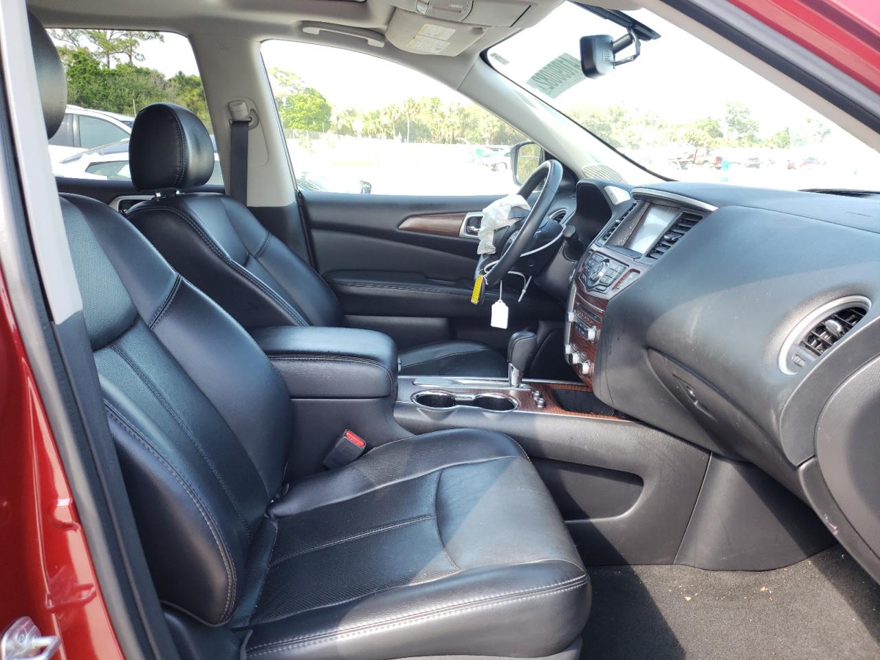 Photo 5 from auction – 2018 NISSAN PATHFINDER with VIN 5N1DR2MN2JC619624