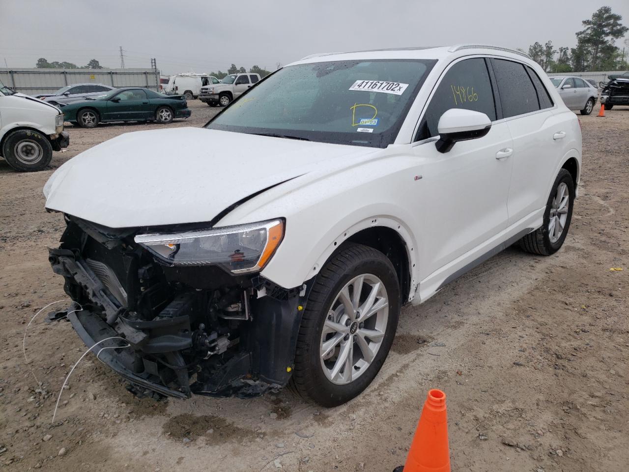 Photo 2 from auction – 2021 AUDI Q3 PREMIUM with VIN WA1DECF36M1069176