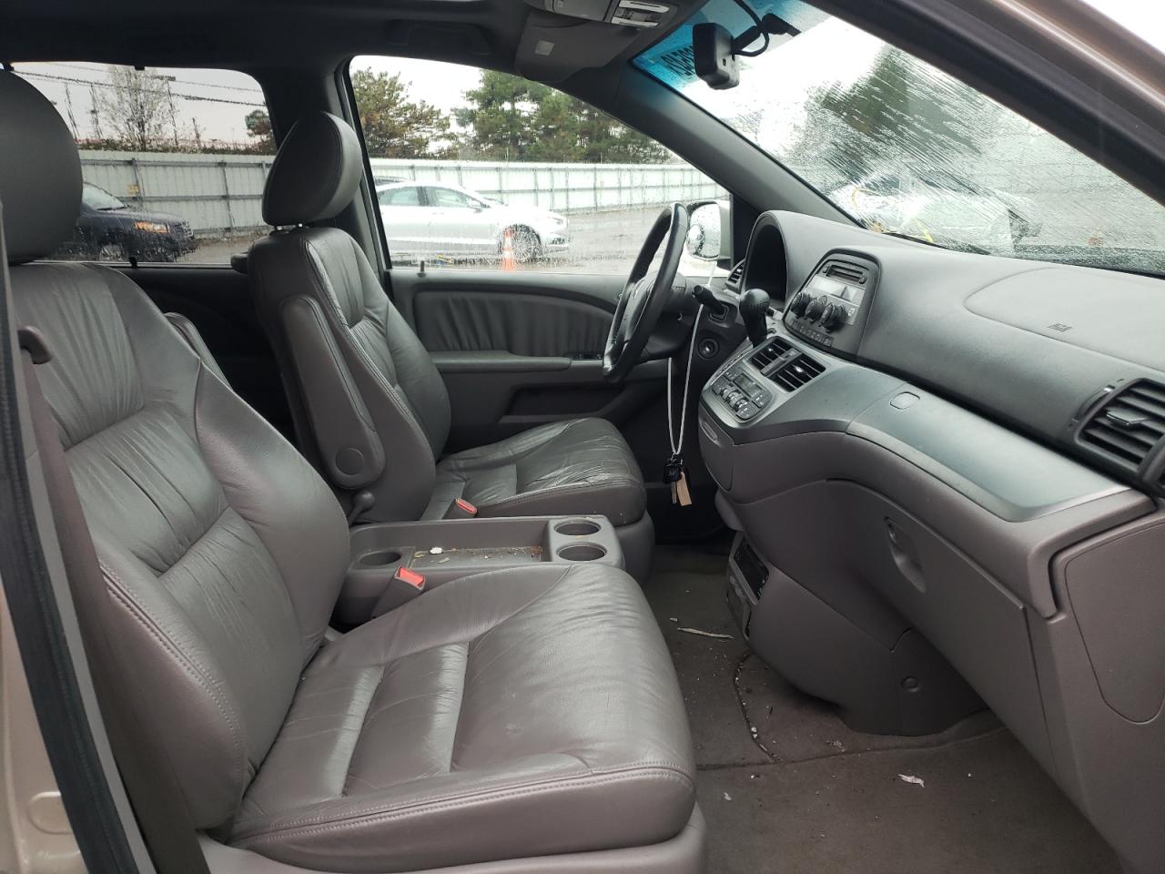 Photo 5 from auction – 2008 HONDA ODYSSEY EX with VIN 5FNRL38738B403579