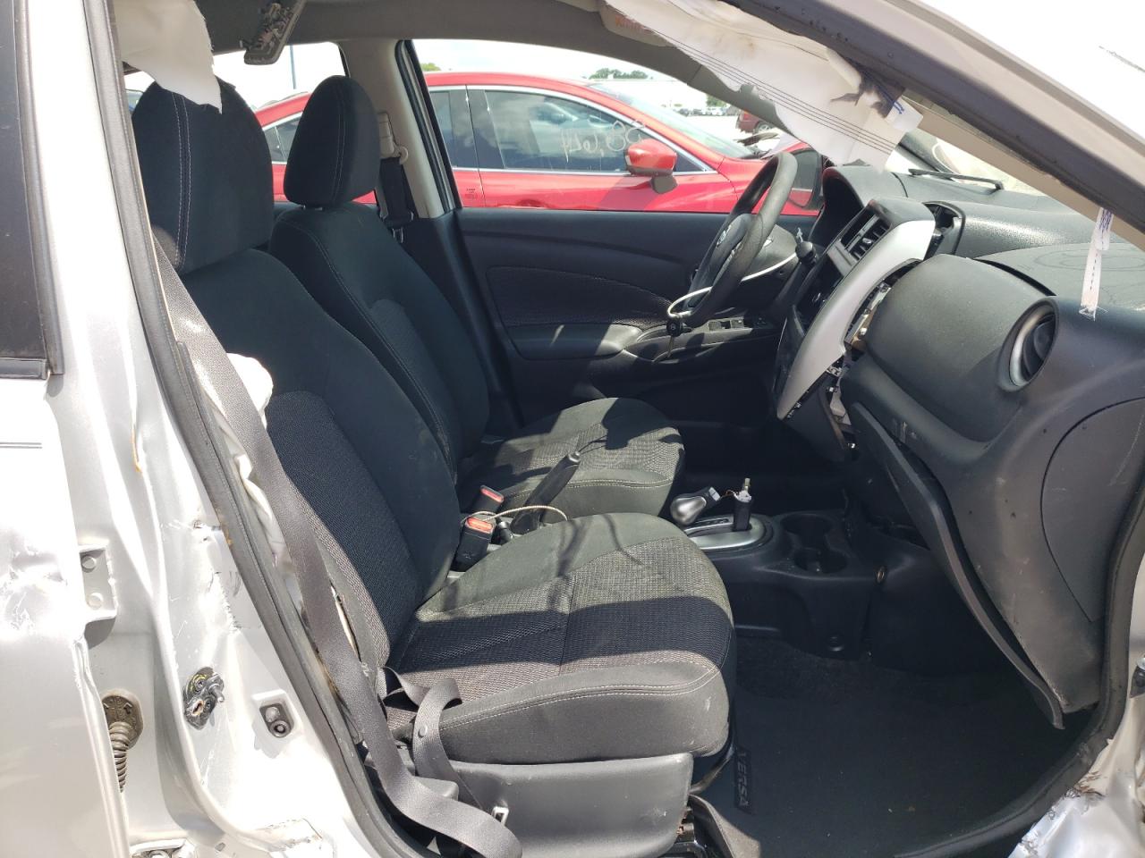 Photo 5 from auction – 2018 NISSAN VERSA S with VIN 3N1CN7AP0JK416727