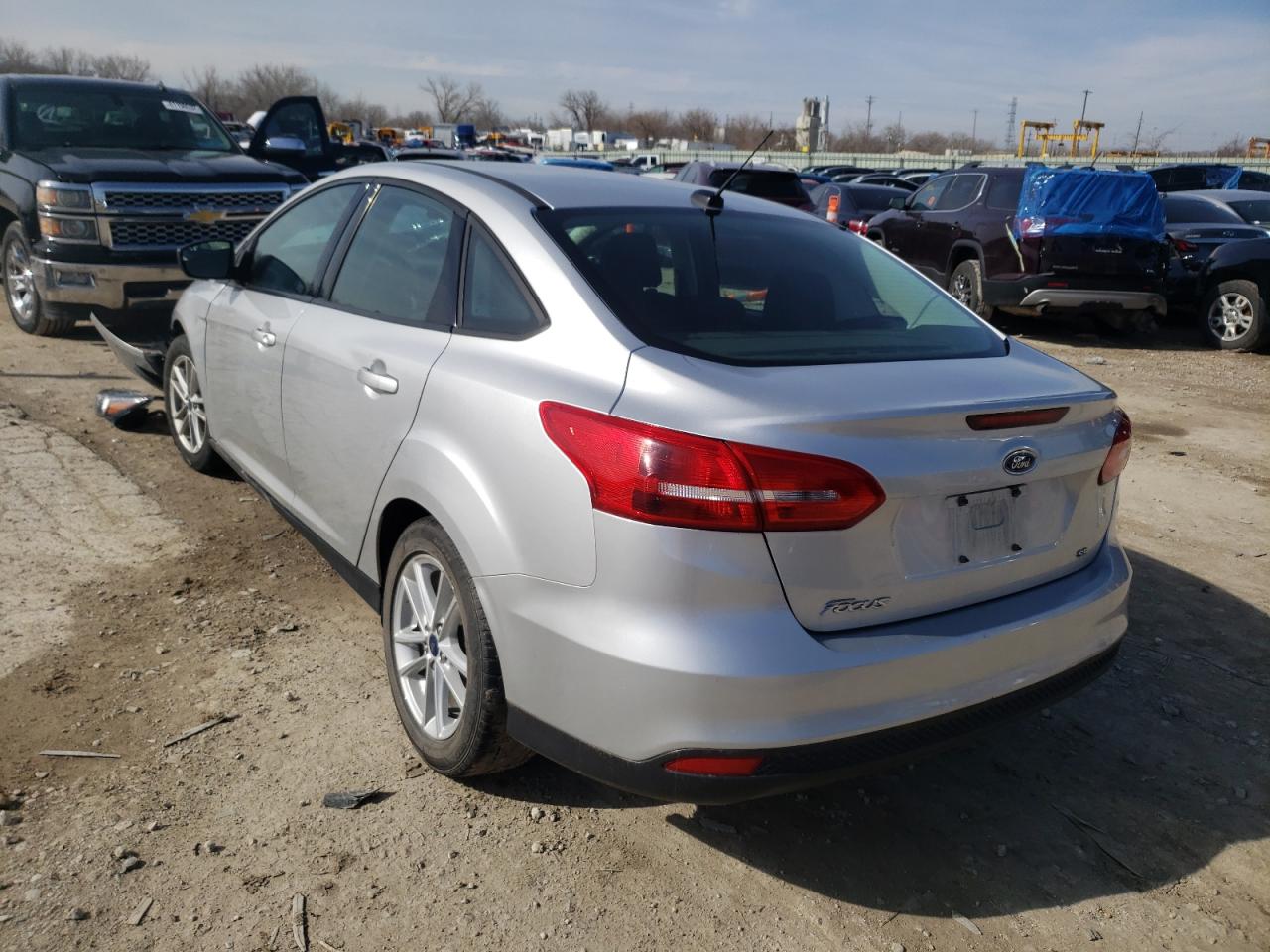Photo 3 from auction – 2018 FORD FOCUS SE with VIN 1FADP3F20JL207131