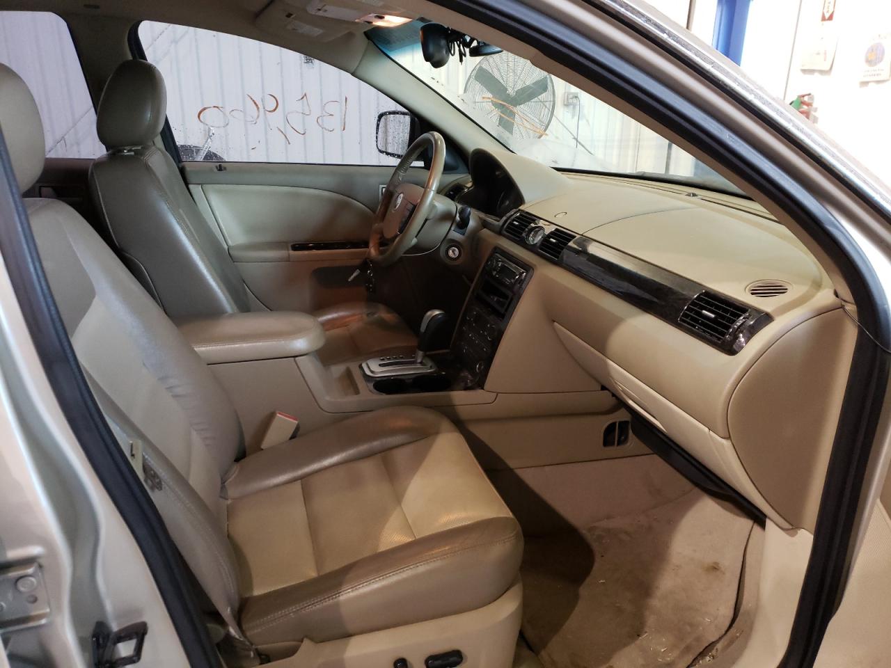 Photo 5 from auction – 2005 MERCURY MONTEGO PR with VIN 1MEHM42155G609991