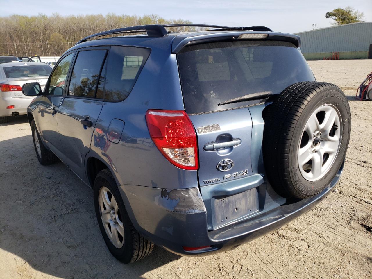 Photo 3 from auction – 2006 TOYOTA RAV4 with VIN JTMZD33V765029852