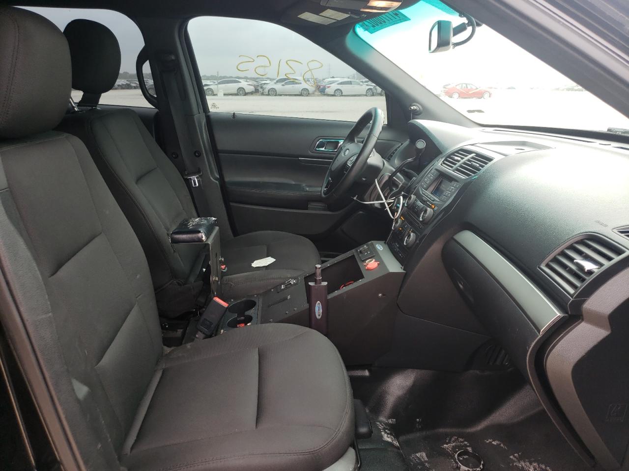 Photo 5 from auction – 2016 FORD EXPLORER P with VIN 1FM5K8AR8GGC72787