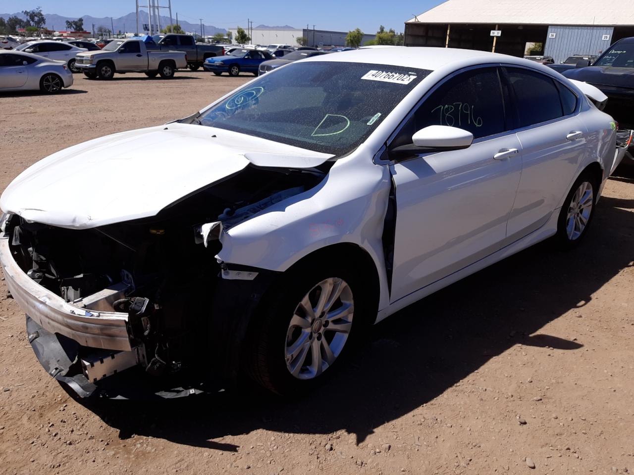 Photo 9 from auction – 2015 CHRYSLER 200 LIMITE with VIN 1C3CCCAB9FN747182