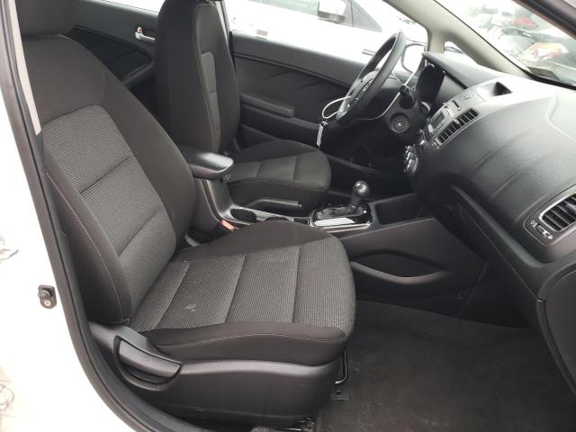 Photo 5 from auction – 2017 KIA FORTE LX with VIN 3KPFK4A71HE075039