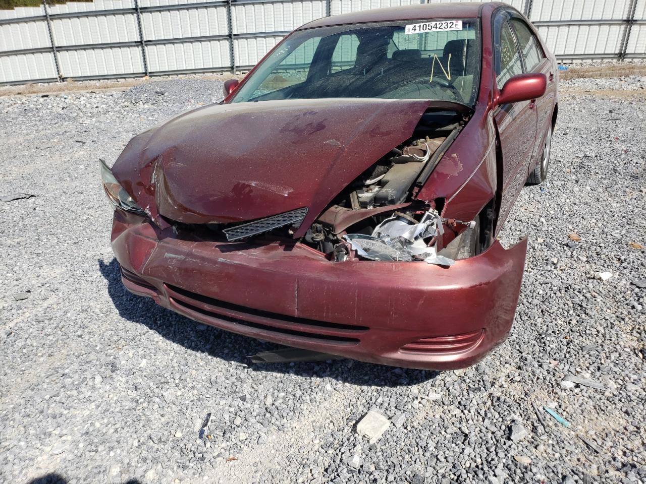 Photo 9 from auction – 2004 TOYOTA CAMRY LE with VIN 4T1BE32KX4U292048