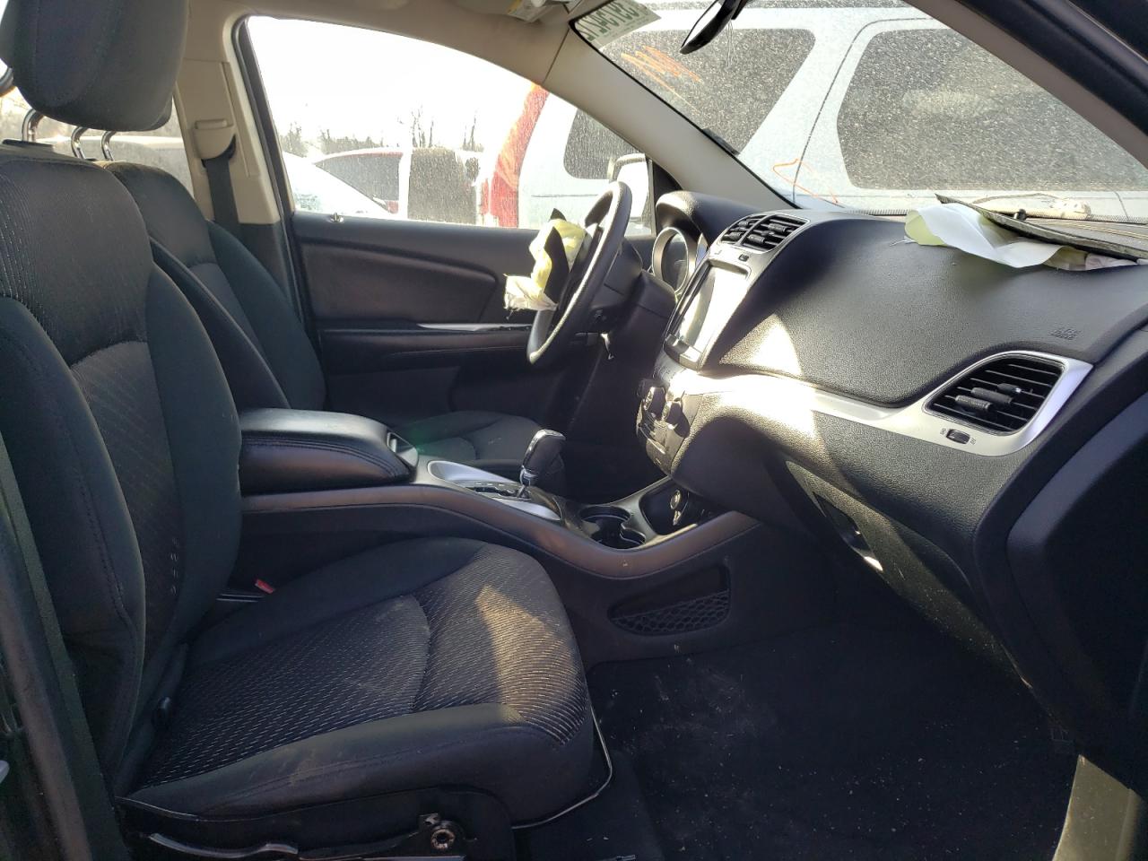 Photo 5 from auction – 2011 DODGE JOURNEY MA with VIN 3D4PG1FG2BT515563