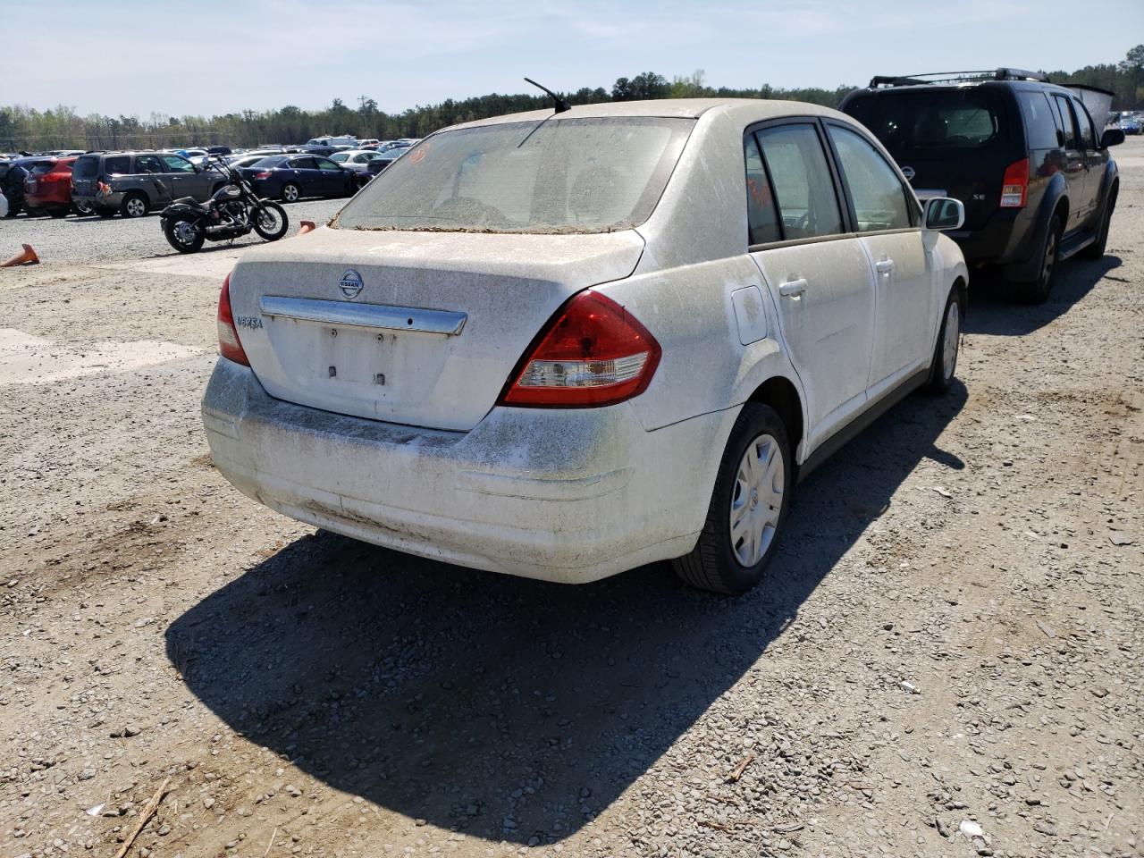 Photo 4 from auction – 2011 NISSAN VERSA with VIN 3N1BC1AP8BL421507