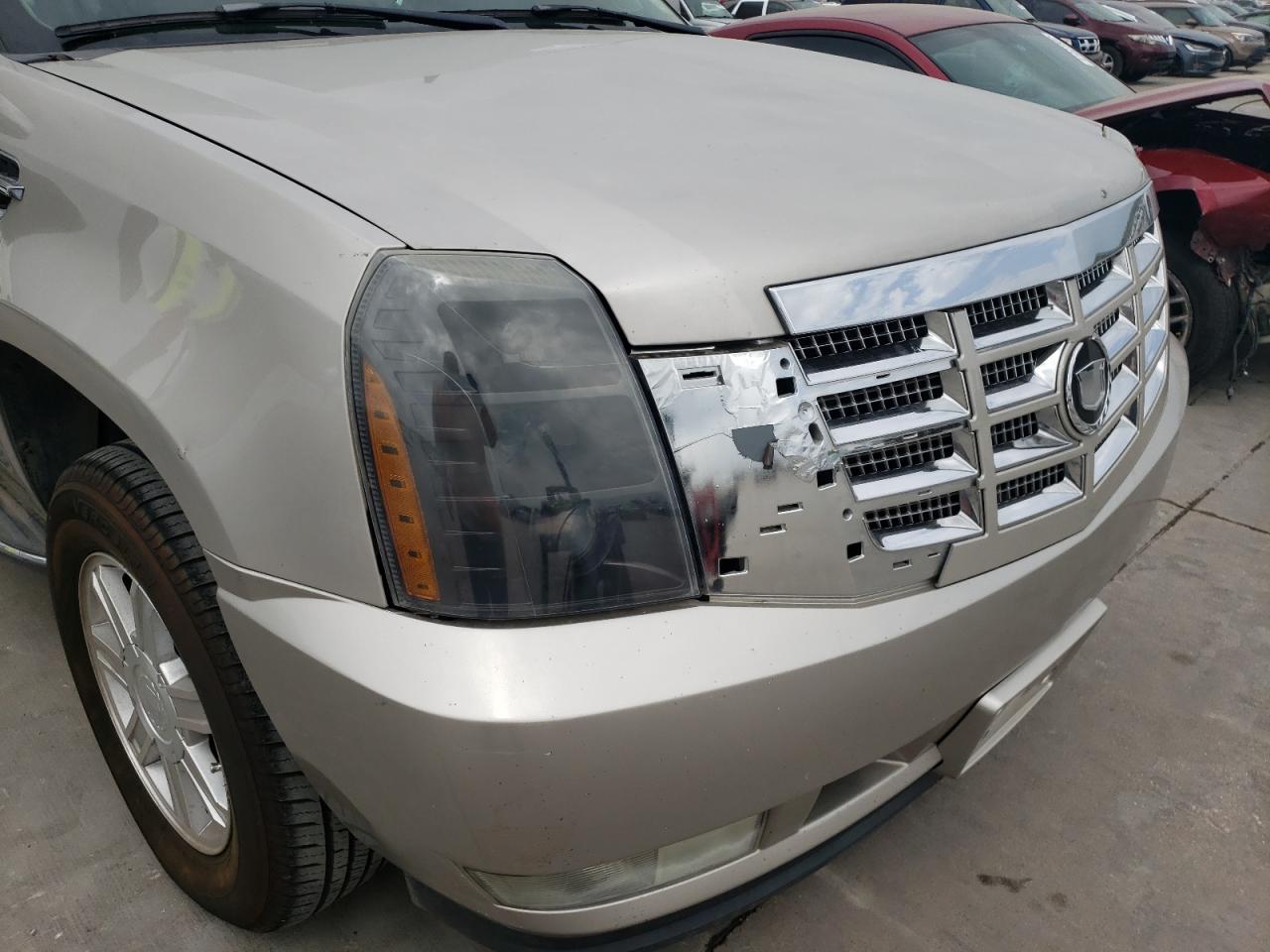Photo 9 from auction – 2007 CADILLAC ESCALADE L with VIN 1GYEC63887R380271
