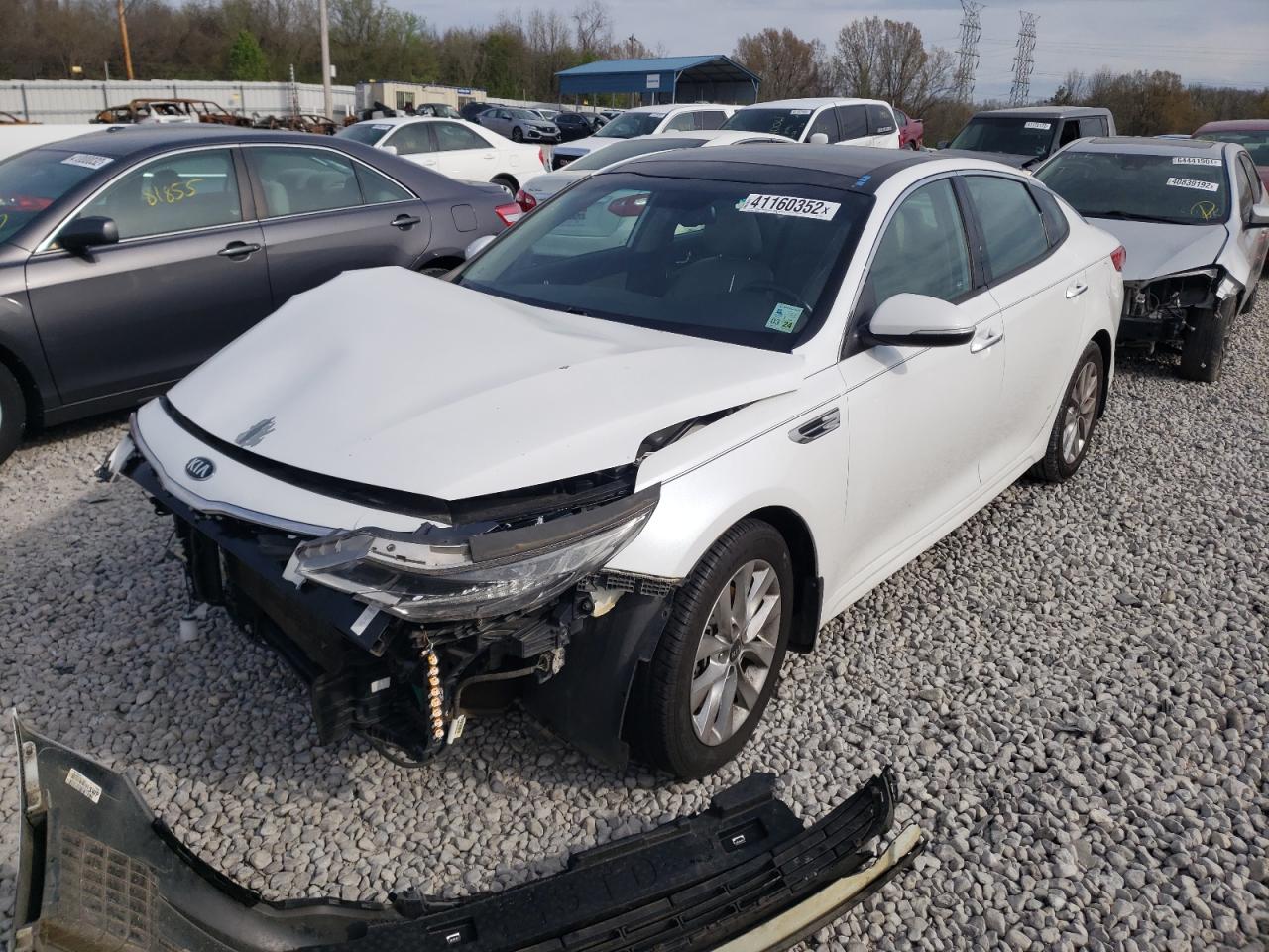 Photo 2 from auction – 2016 KIA OPTIMA EX with VIN 5XXGU4L38GG055370