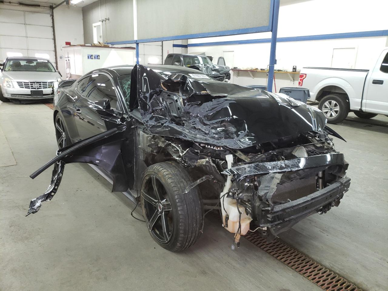 FORD MUSTANG 2015 z numerem VIN 1FA6P8CF7F5311186 - Zdjęcie z aukcji