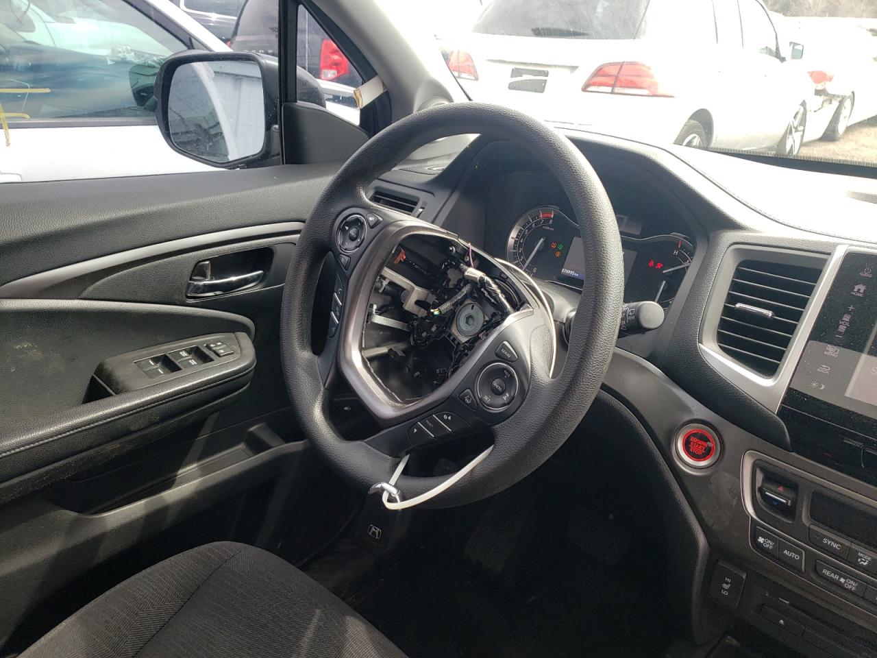 Photo 9 from auction – 2018 HONDA PILOT EX with VIN 5FNYF6H3XJB500642