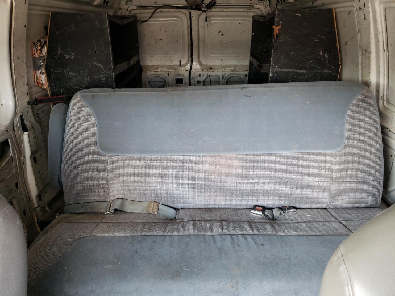 Photo 6 from auction – 2009 FORD ECONOLINE with VIN 1FTNE24W69DA17215