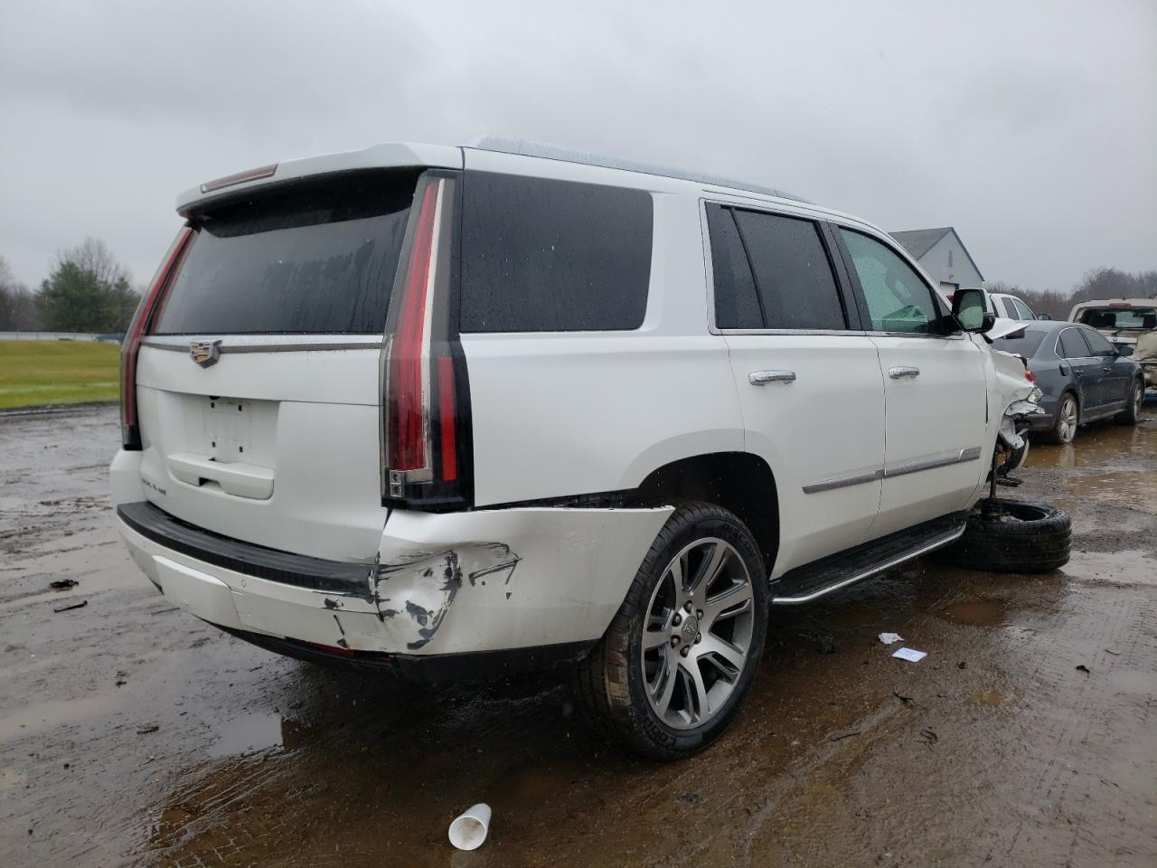 Photo 4 from auction – 2016 CADILLAC ESCALADE L with VIN 1GYS4BKJ6GR180972