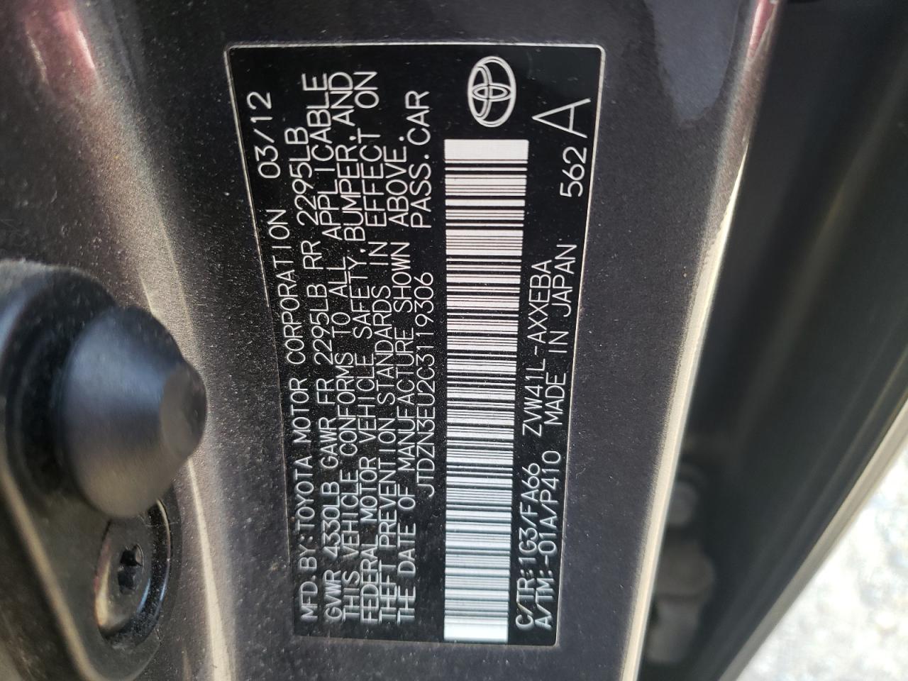 Photo 10 from auction – 2012 TOYOTA PRIUS V with VIN JTDZN3EU2C3119306