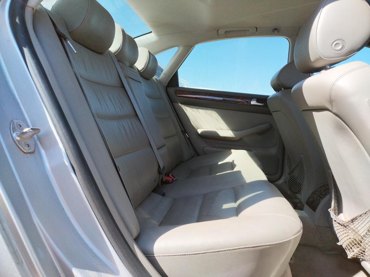 Photo 6 from auction – 2004 AUDI A6 3 with VIN WAUJT64B04N029949