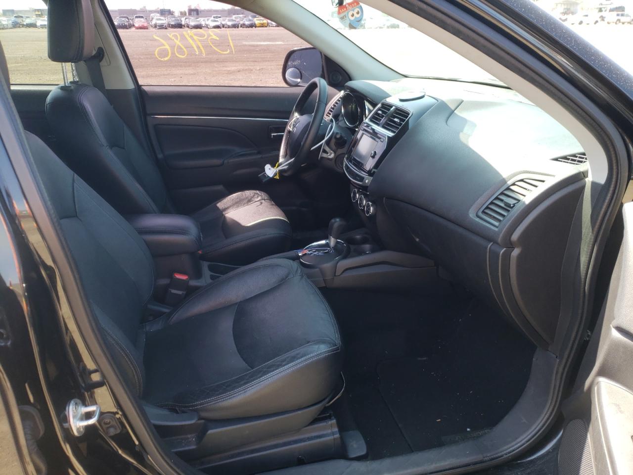 Фото 5 с аукциона – 2015 MITSUBISHI OUTLANDER с VIN 4A4AR4AU6FE008191