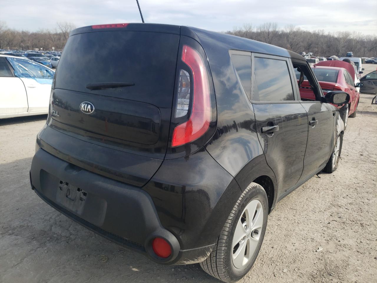 Photo 4 from auction – 2016 KIA SOUL with VIN KNDJN2A29G7398540