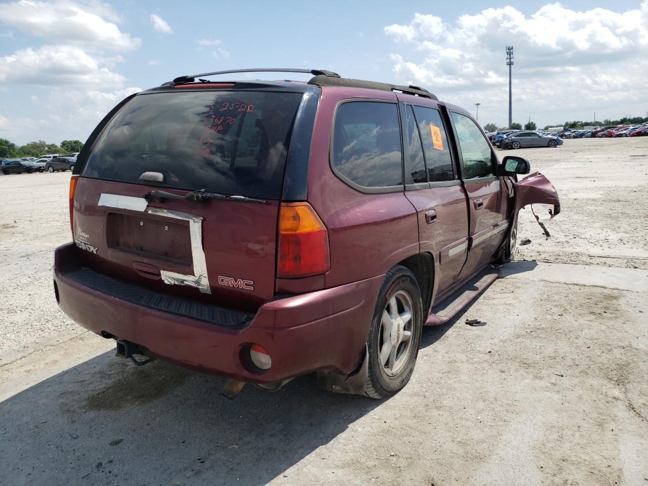 Photo 4 from auction – 2002 GMC ENVOY with VIN 1GKDT13S722242694